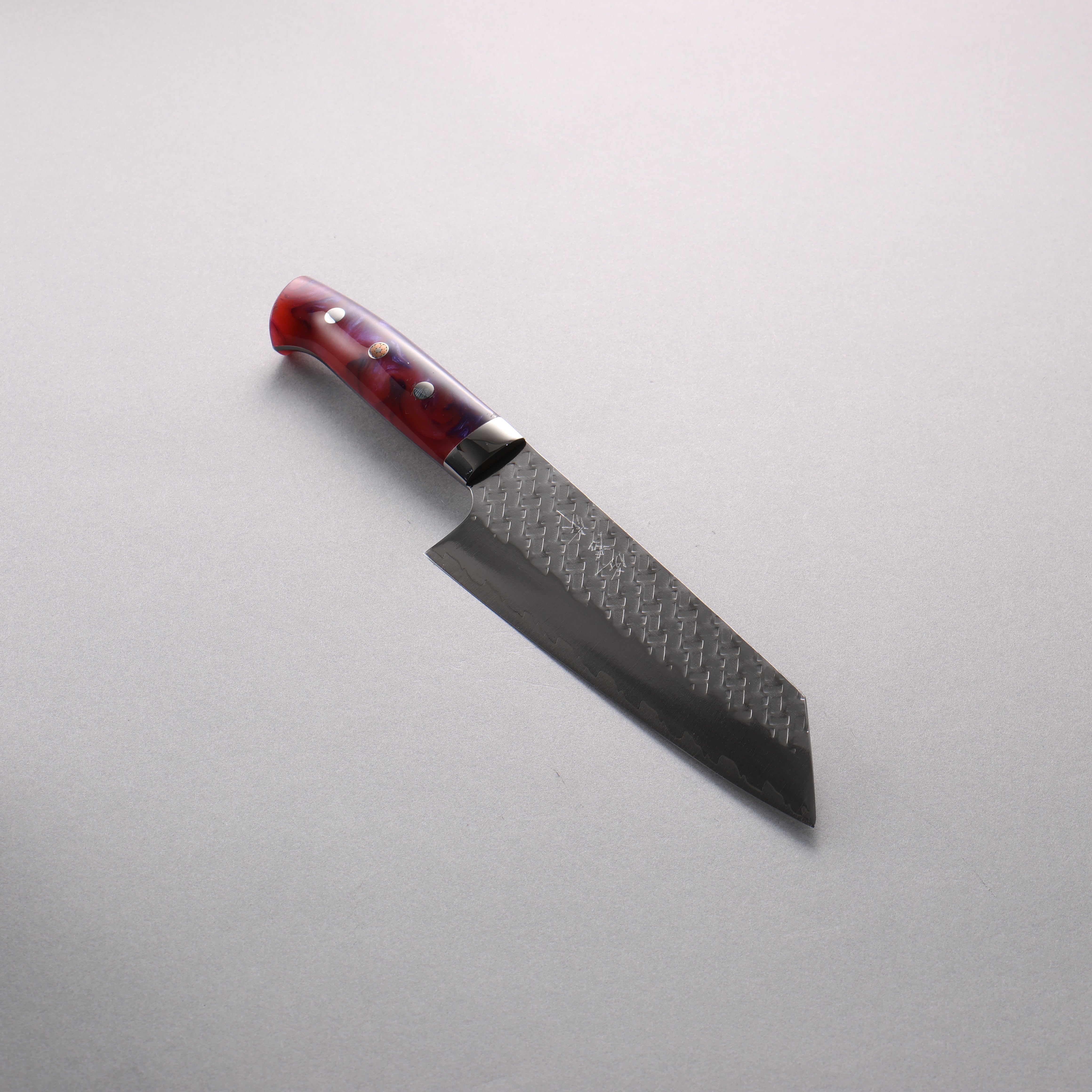 Takeshi Saji SPG STRIX Hammered Migaki Finished Bunka 180mm Purple Red White Acrylic Handle - Seisuke Knife