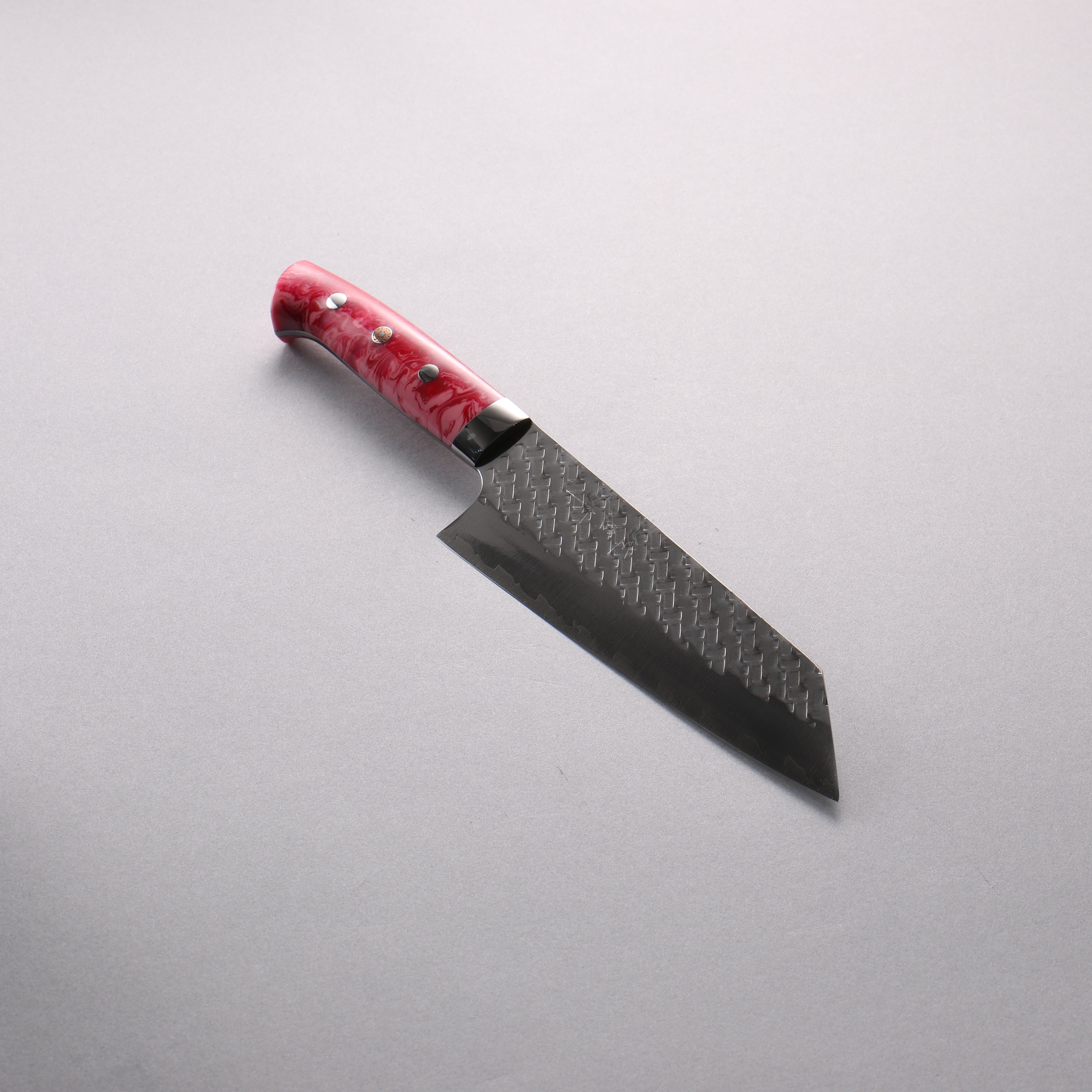 Takeshi Saji SPG STRIX Hammered Migaki Finished Bunka 180mm Pink and Red Marble Acrylic Handle - Seisuke Knife