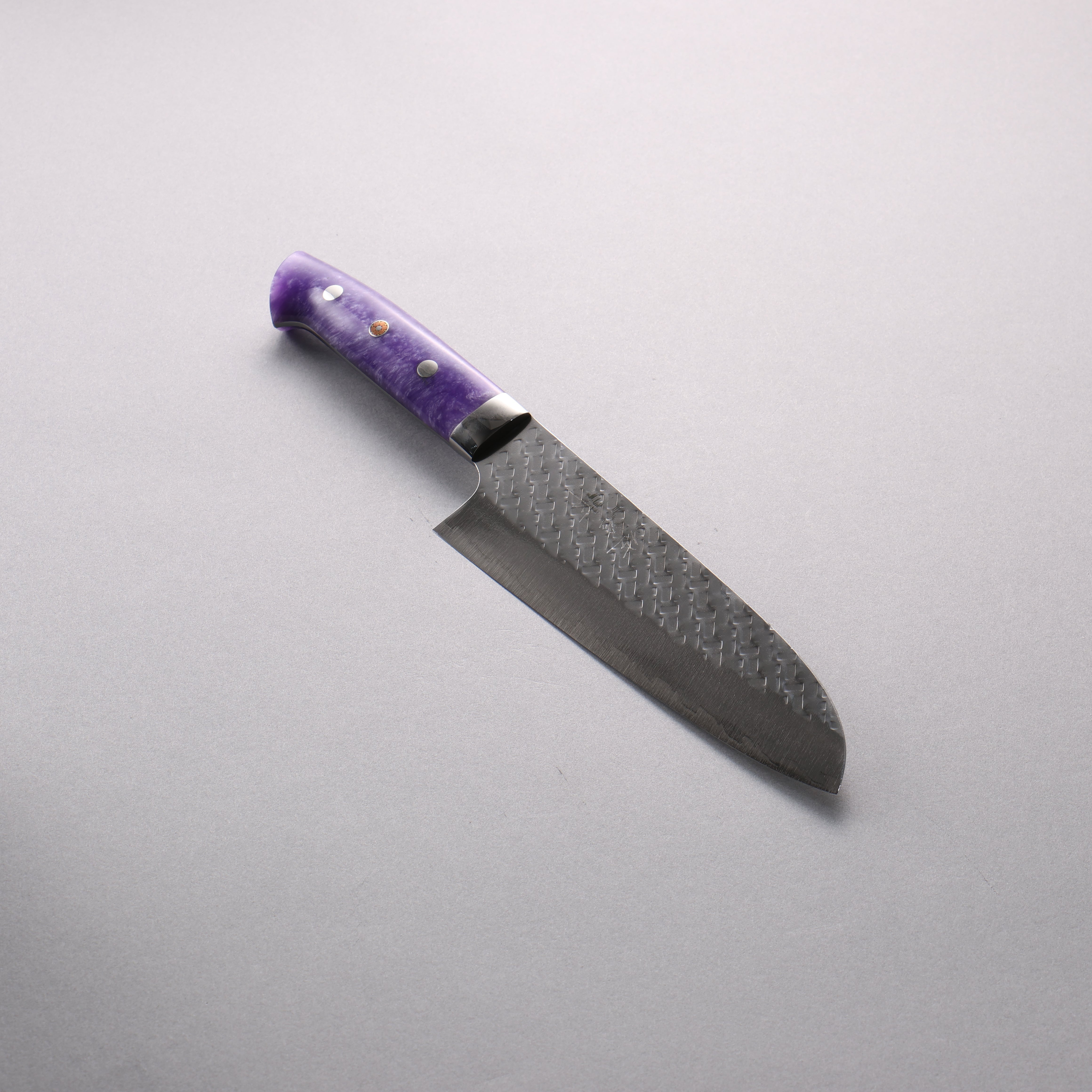 Takeshi Saji SPG STRIX Hammered Migaki Finished Santoku 180mm Purple and White Marble Acrylic Handle - Seisuke Knife