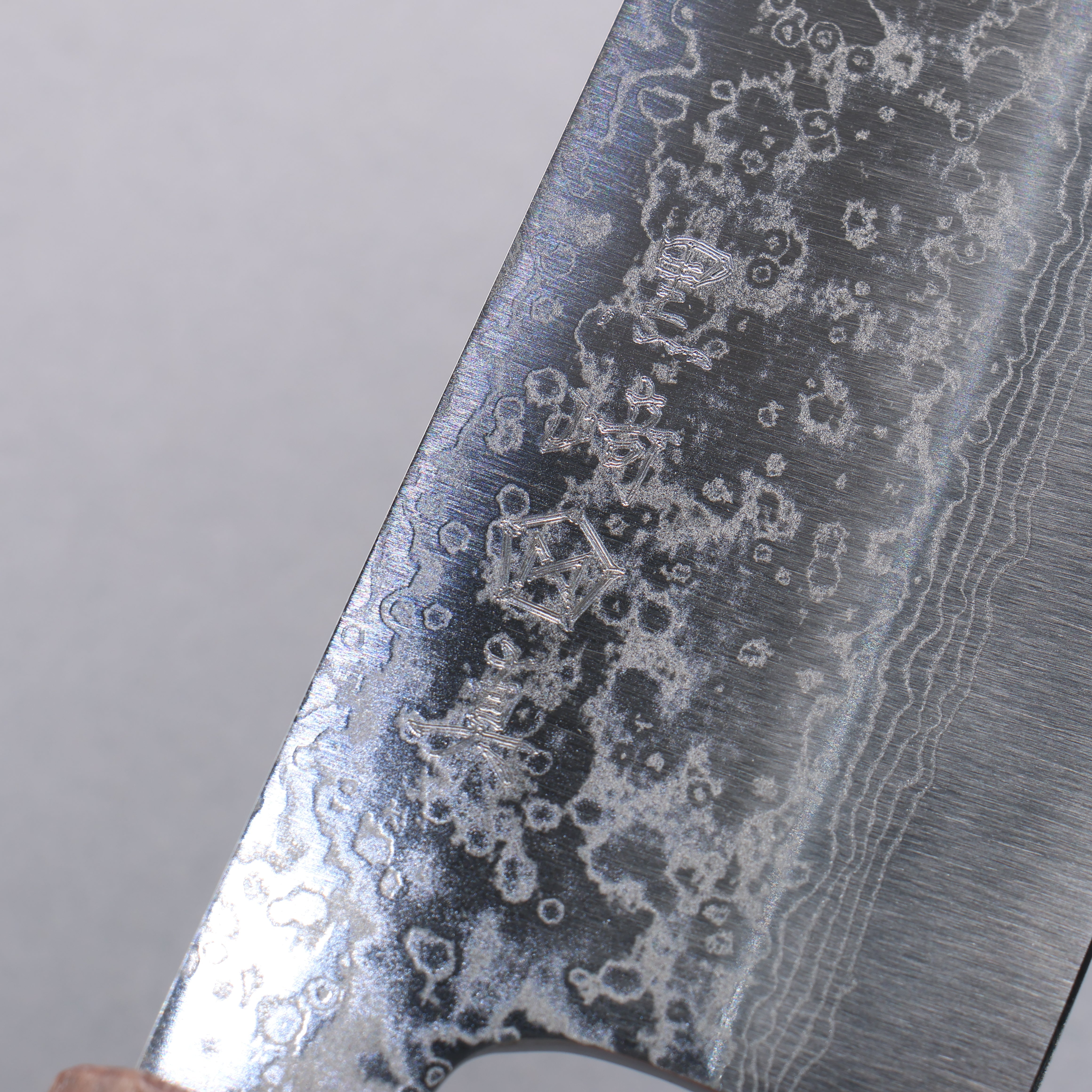 Makoto Kurosaki VG10w Damascus Santoku 165mm Maple Handle - Seisuke Knife