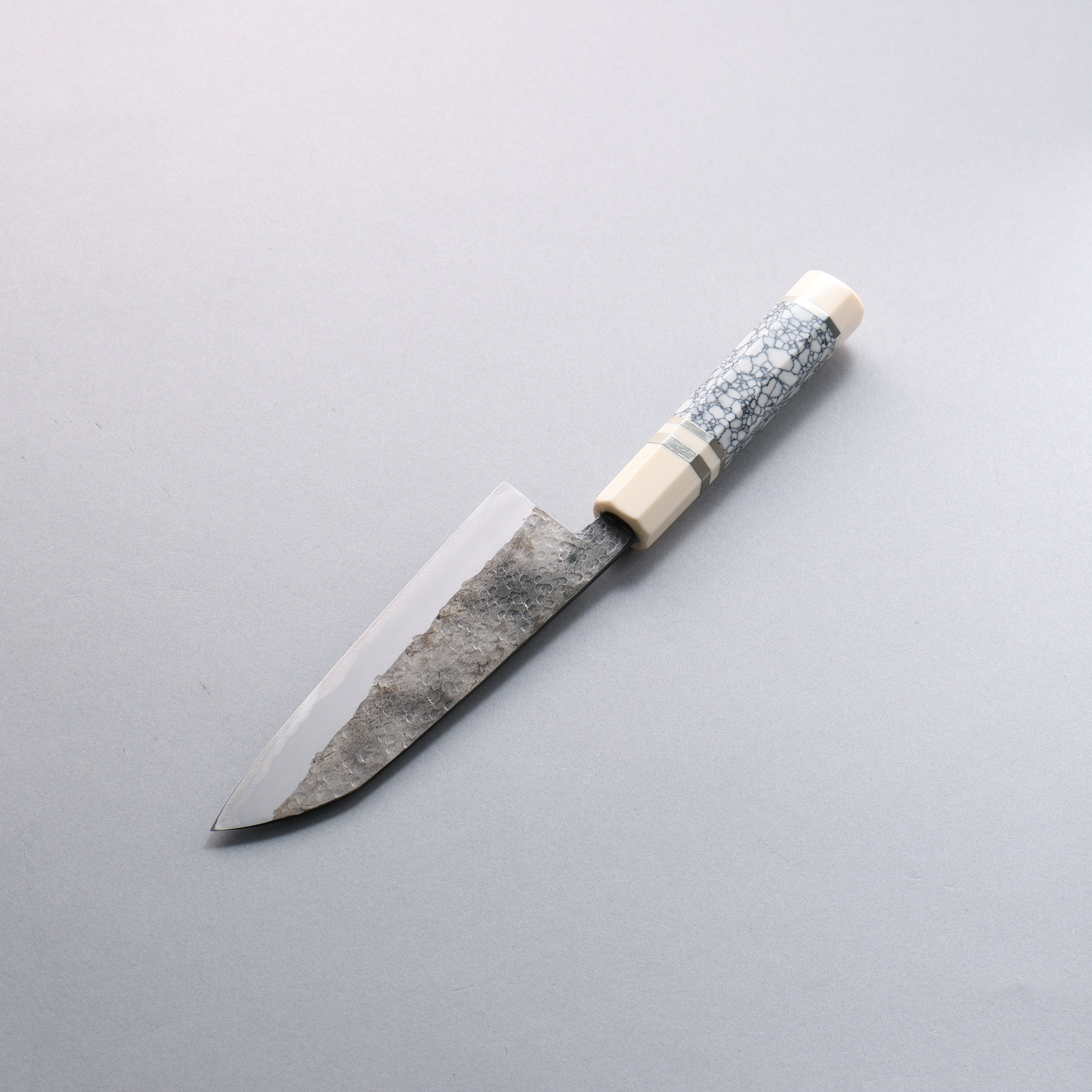Daisuke Nishida White Steel No.1 Hammered Santoku 165mm White turquoise with Silver Rings and Imitation Ivory Ferrule and End Cap Handle - Seisuke Knife