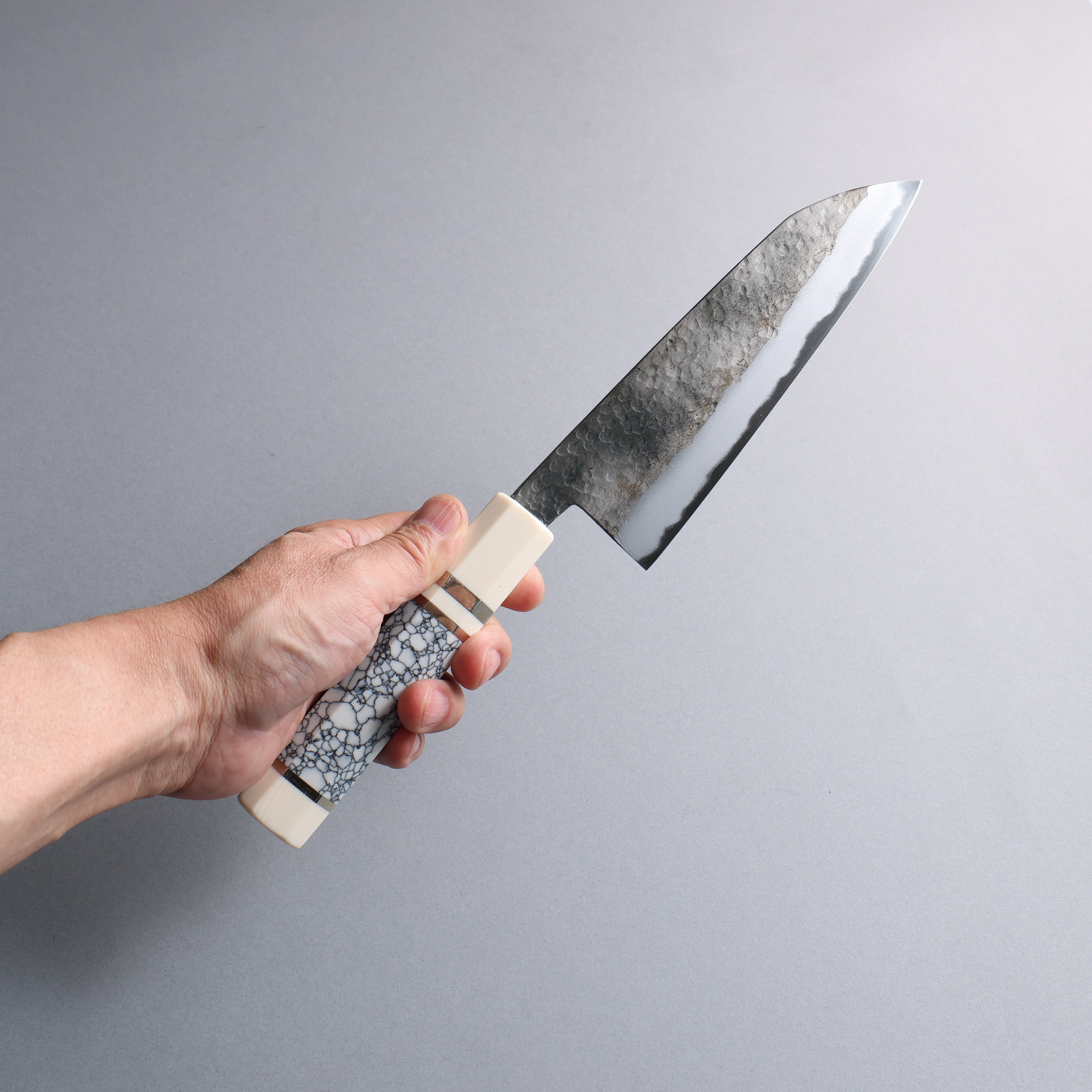 Daisuke Nishida White Steel No.1 Hammered Santoku 165mm White turquoise with Silver Rings and Imitation Ivory Ferrule and End Cap Handle - Seisuke Knife