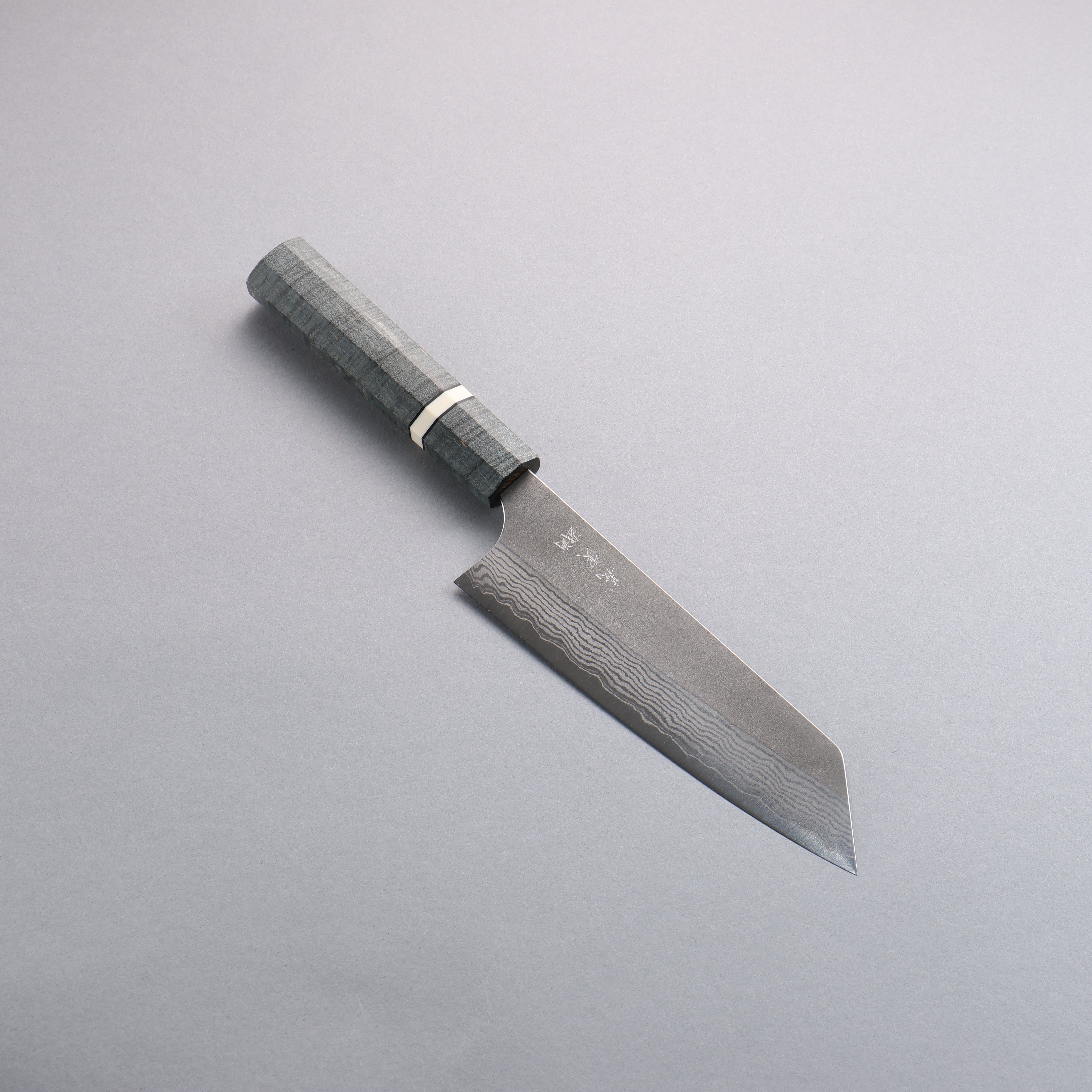 Yoshimi Kato VG10 Nashiji Damascus Bunka 170mm Gray Stablilized Wood (White Ring) Handle - Seisuke Knife