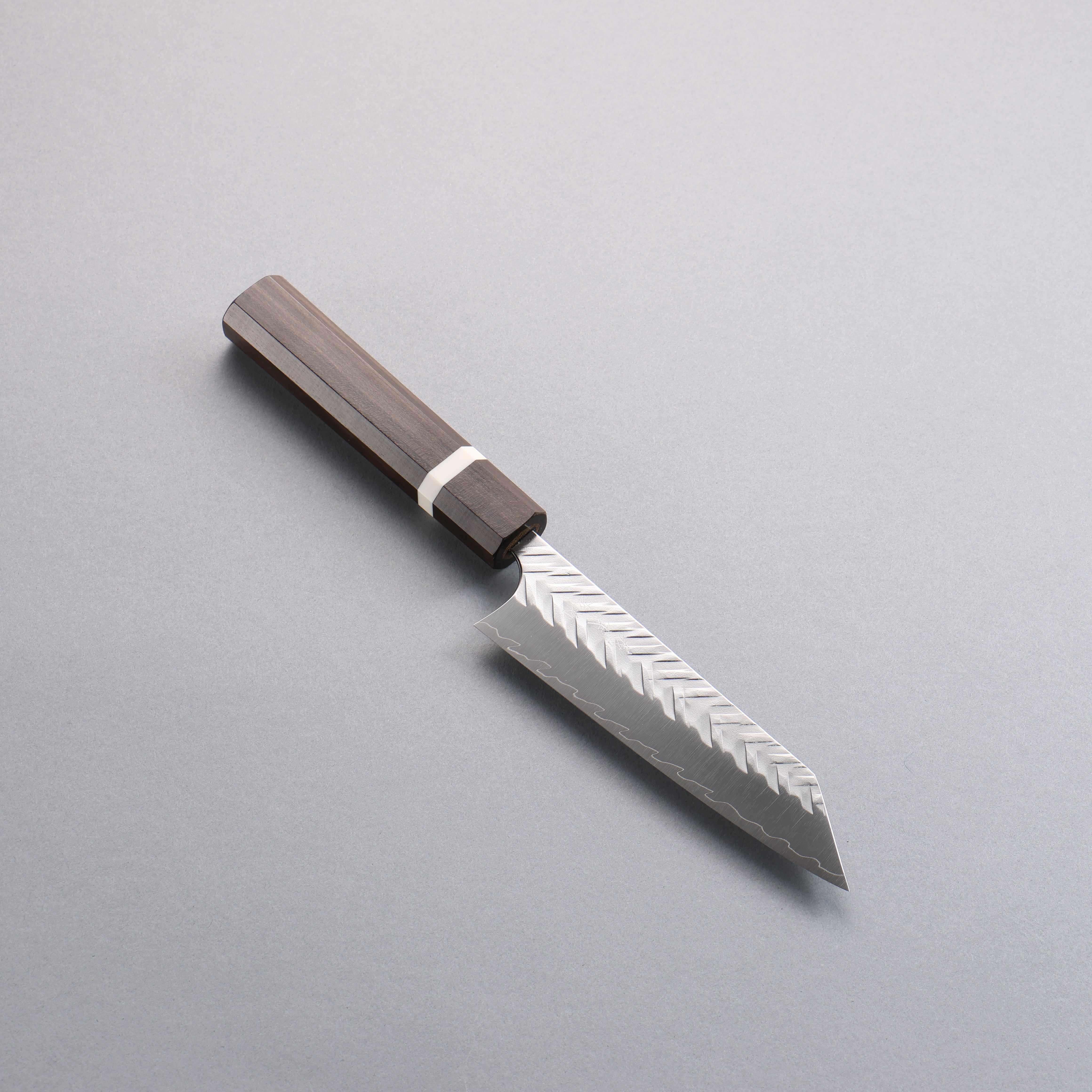 Yoshimi Kato SPG STRIX Hammered (V) Small Bunka 130mm Sandalwood with White Ring Handle - Seisuke Knife