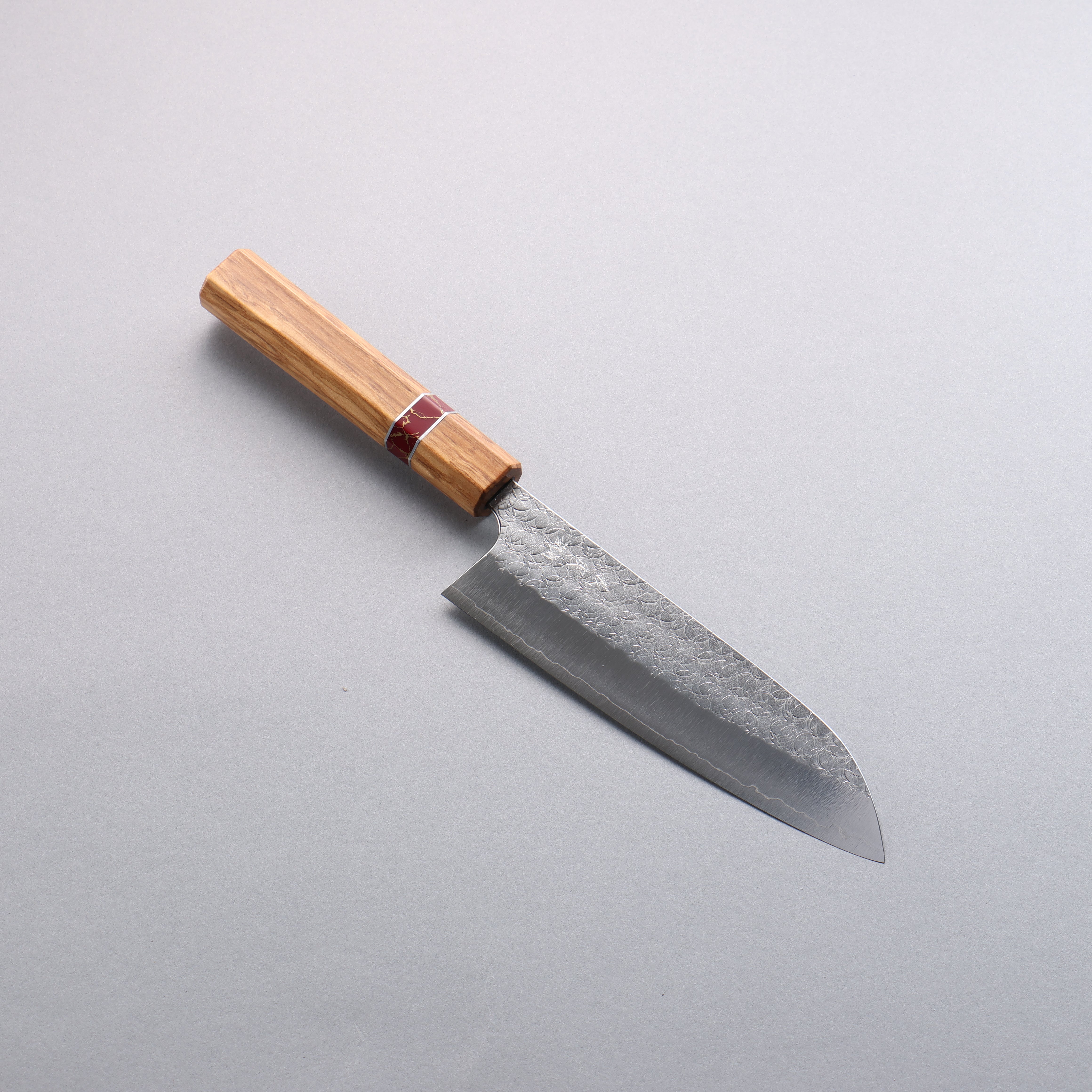 Yoshimi Kato Minamo SG2 Hammered Santoku 170mm Olive (Red Turquoise Ring) Handle - Seisuke Knife