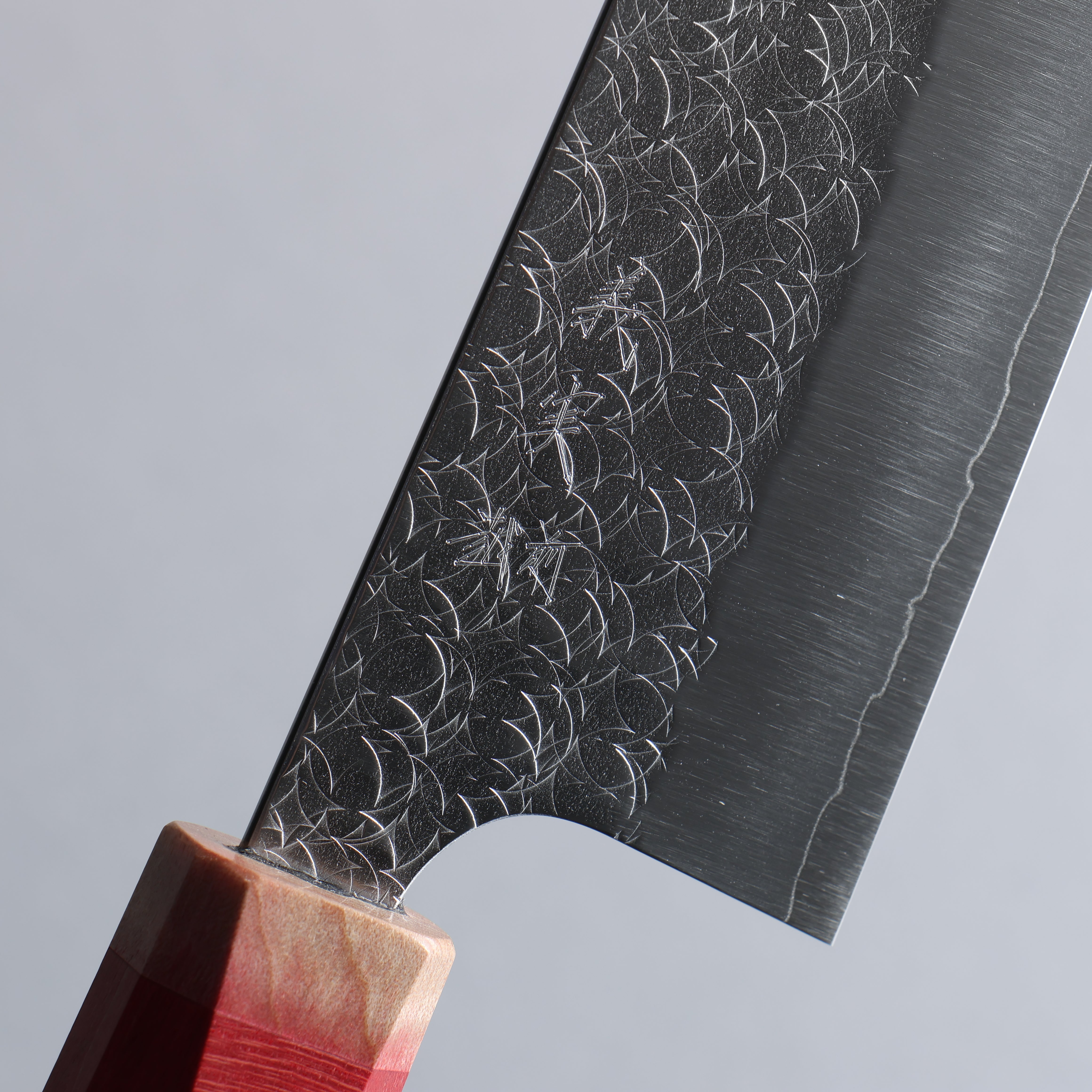 Yoshimi Kato Minamo SG2 Hammered Santoku 170mm Western style (red) Handle - Seisuke Knife