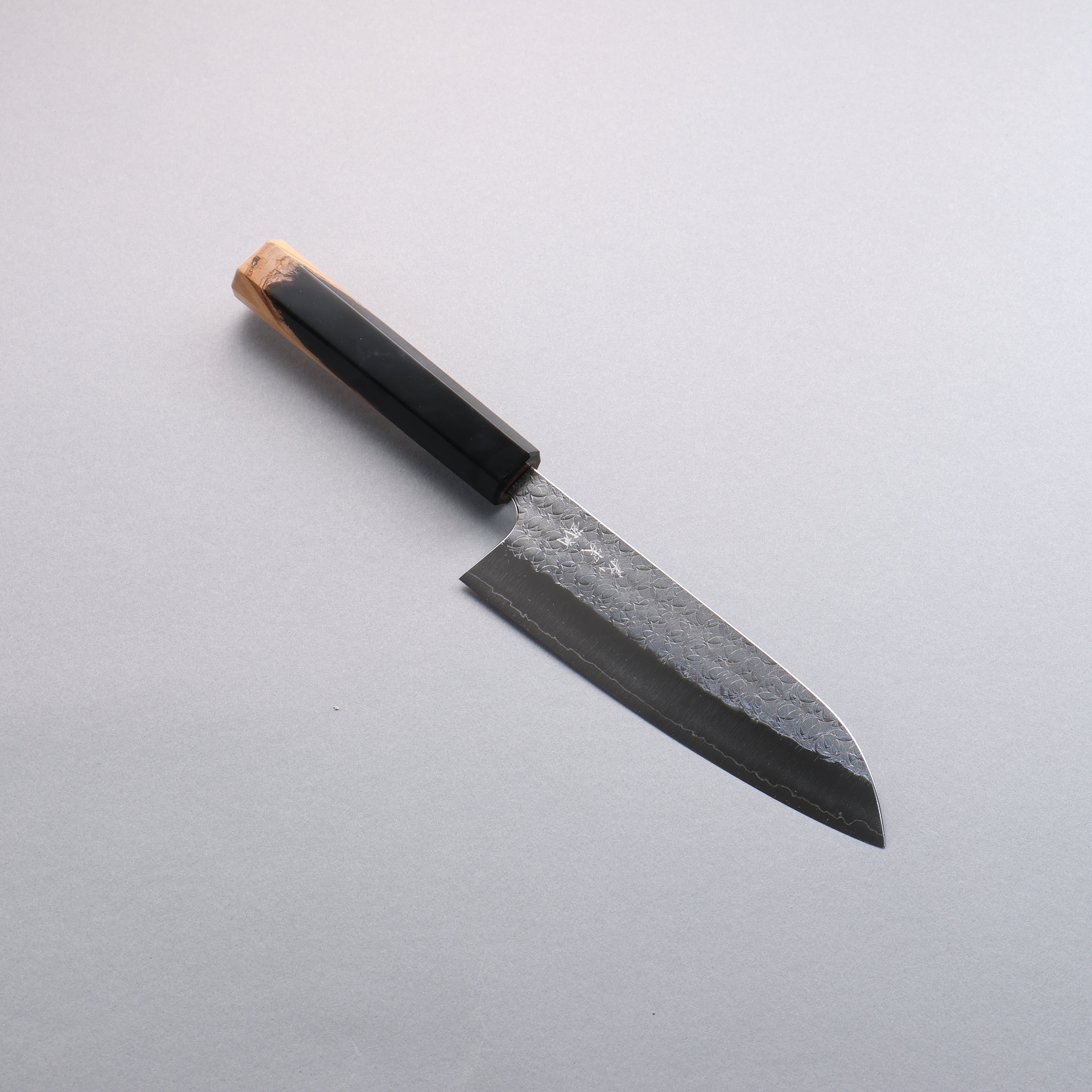 Yoshimi Kato Minamo SG2 Hammered Santoku 170mm Olive Tree and Black Resin Handle - Seisuke Knife