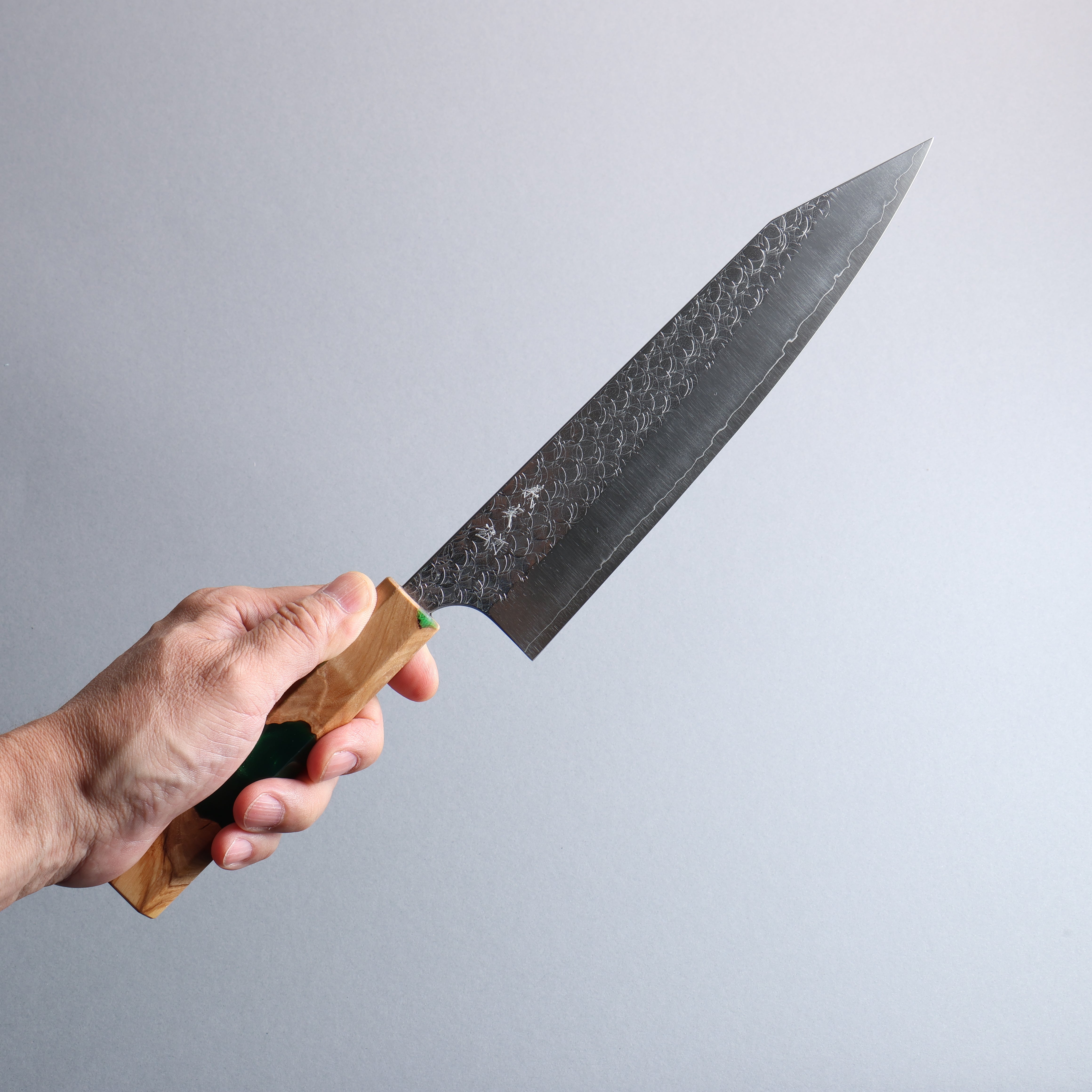 Yoshimi Kato Minamo SG2 Hammered Kiritsuke Gyuto 210mm Olive Tree and Green Resin Handle - Seisuke Knife