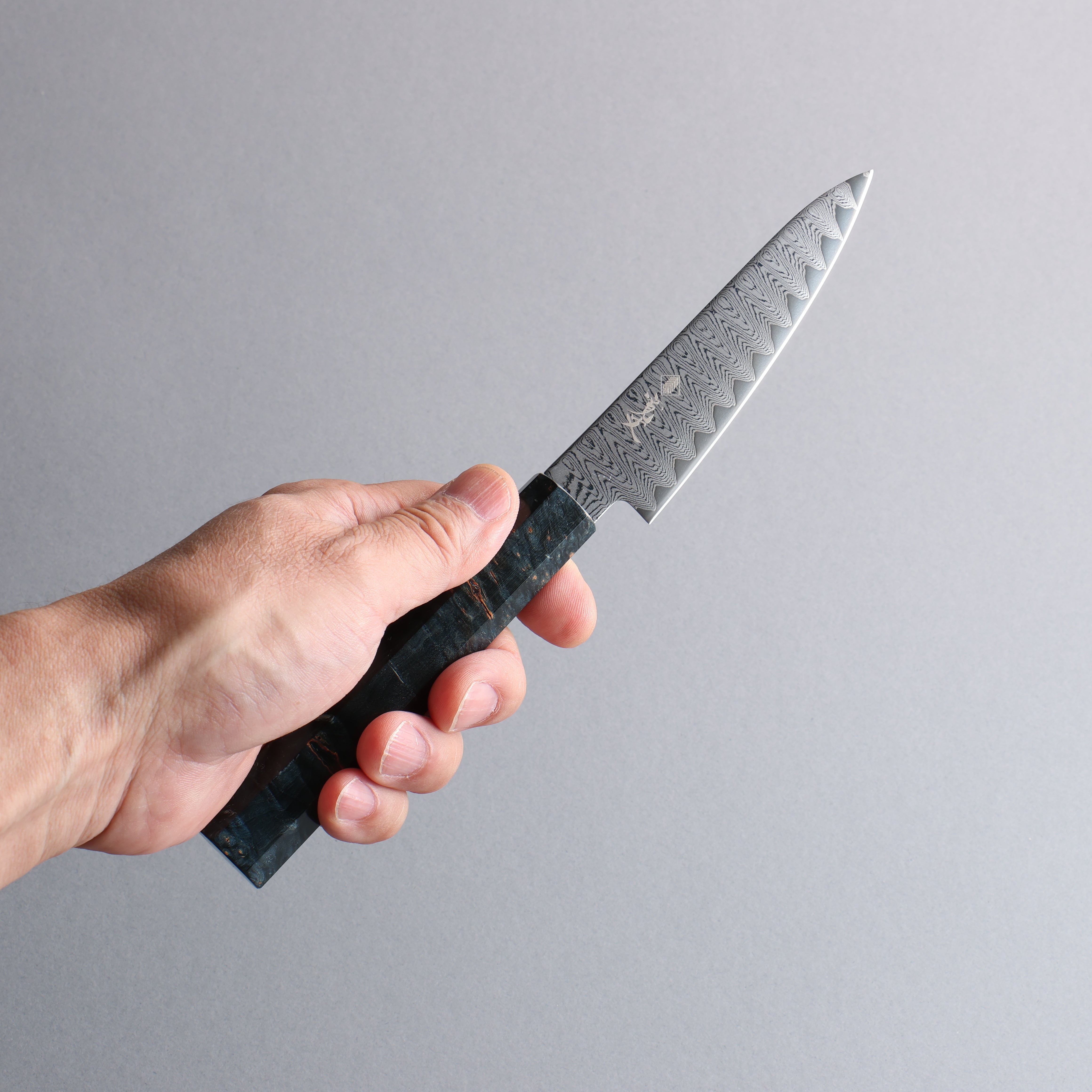 Kanjyo VG10 Damascus Migaki Petty-Utility 105mm Dark Blue Stabilized Wood Handle - Seisuke Knife
