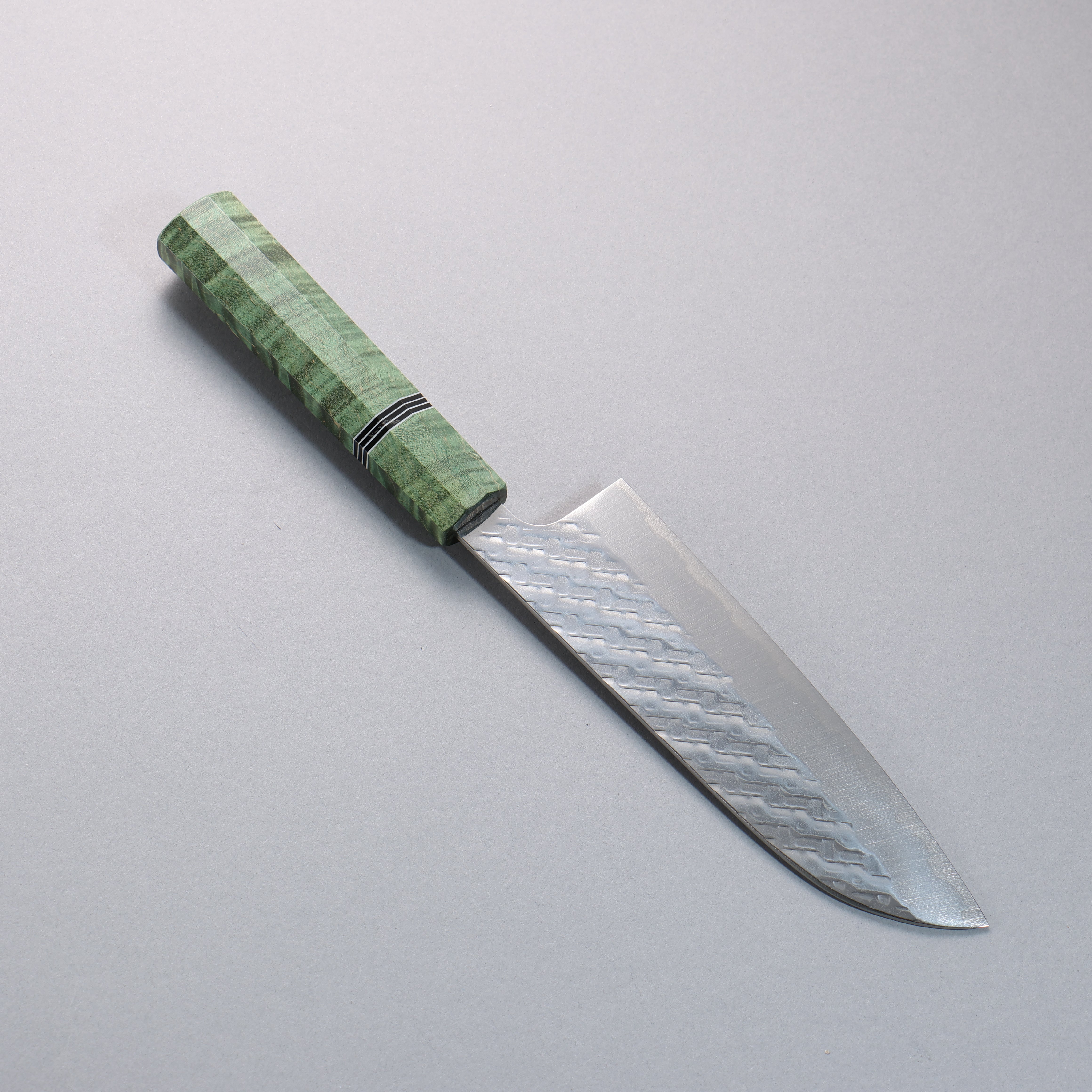 Takeshi Saji SPG STRIX Hammered Migaki Finished Santoku 165mm Green Stabilized Wood (with Black and White Ring) Handle - Seisuke Knife