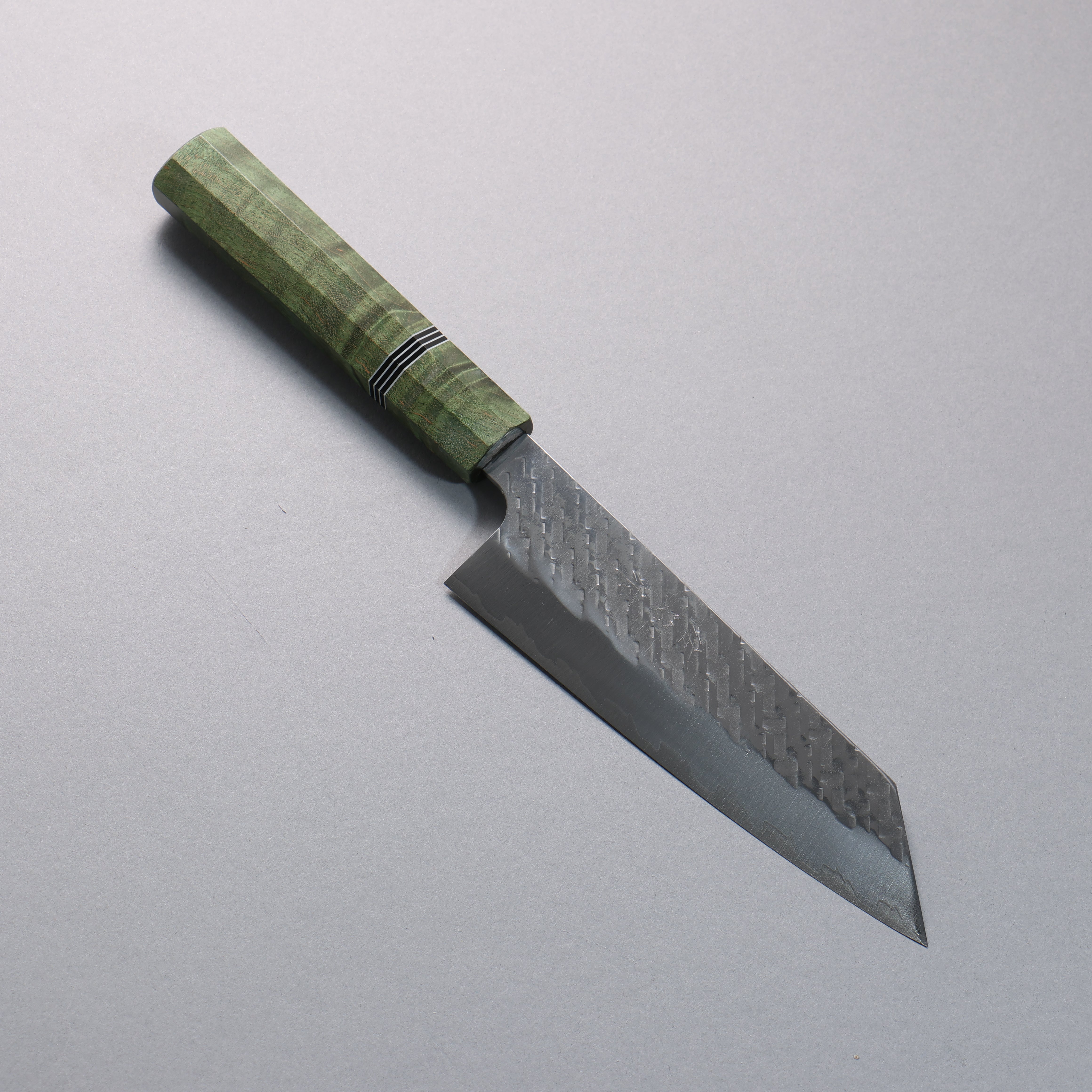 Takeshi Saji SPG STRIX Hammered Migaki Finished Bunka 165mm Green Stabilized Wood (with Black and White Ring) Handle - Seisuke Knife