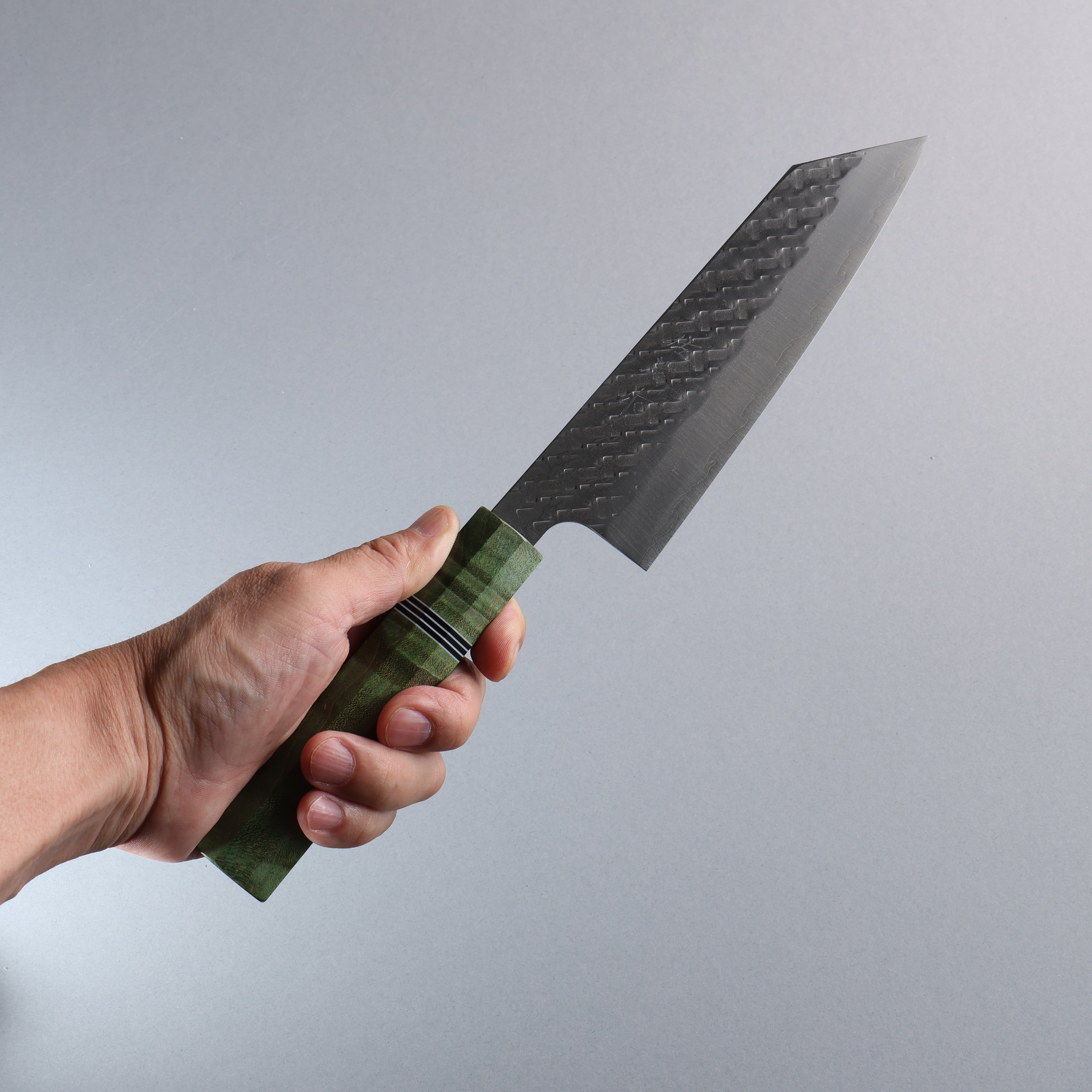 Takeshi Saji SPG STRIX Hammered Migaki Finished Bunka 165mm Green Stabilized Wood (with Black and White Ring) Handle - Seisuke Knife