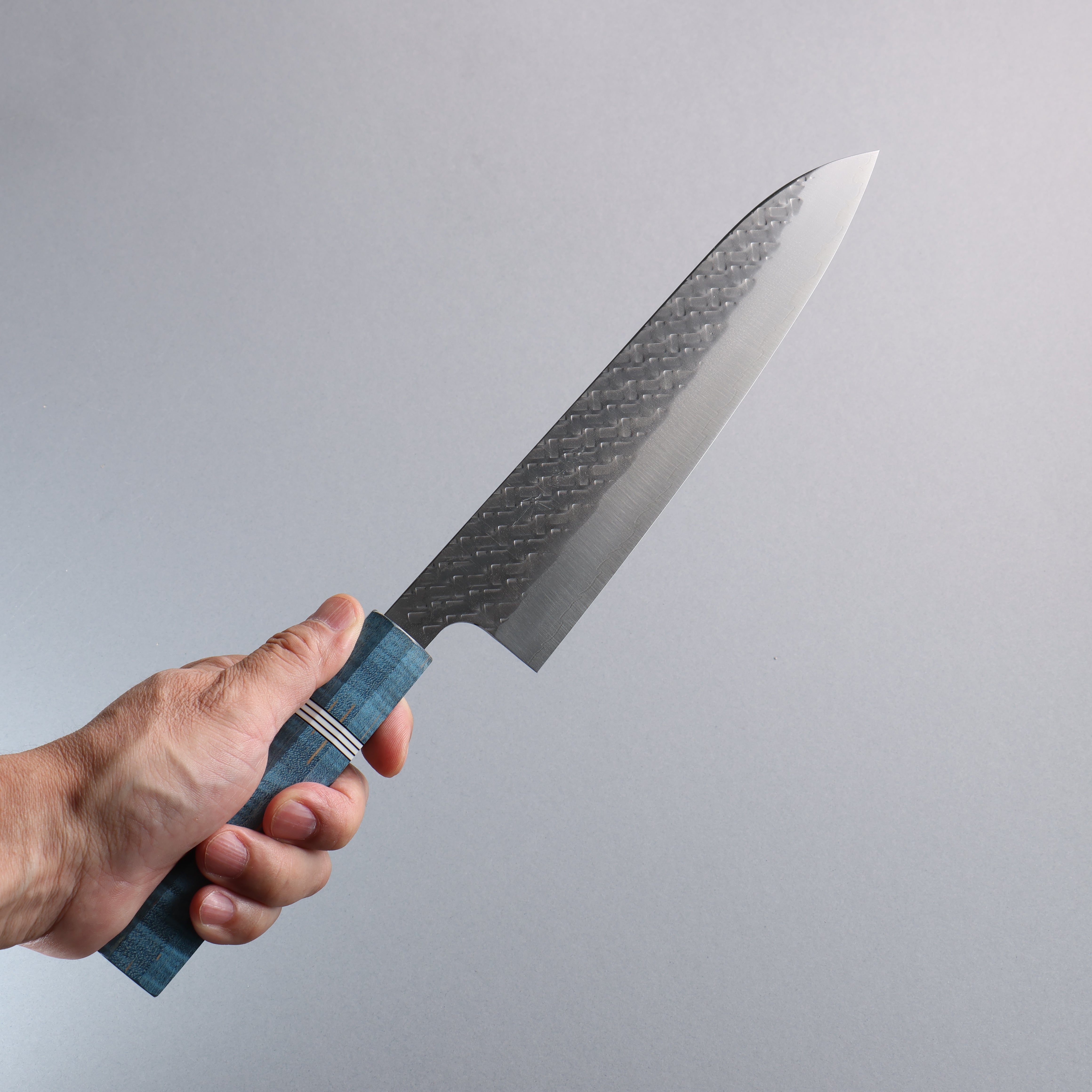 Takeshi Saji SPG STRIX Hammered Migaki Finished Gyuto 210mm Blue Stabilized Wood (with White and Black Ring) Handle - Seisuke Knife