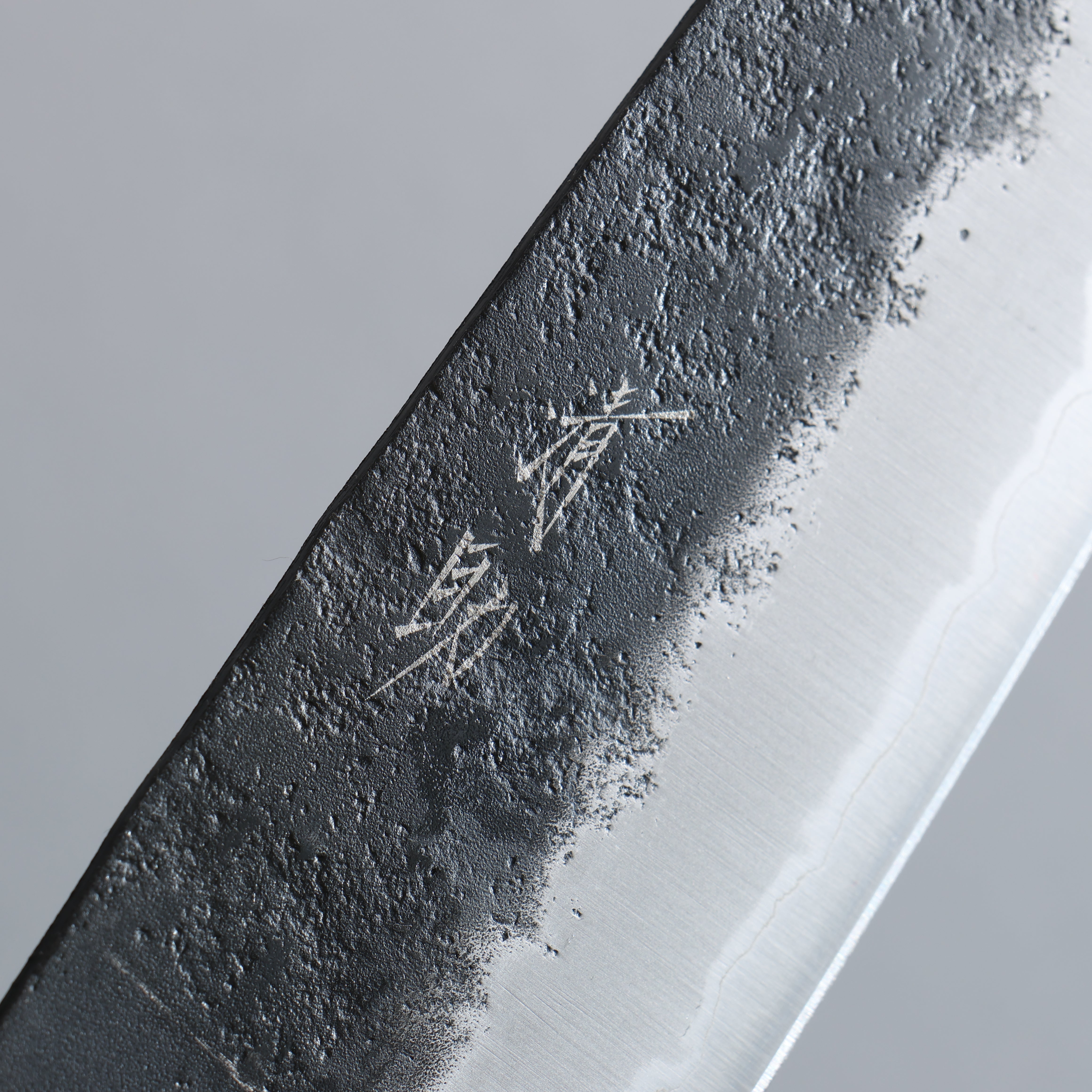 Seisuke Blue Super Black Nashiji Santoku 170mm Rosewood (Ferrule: White Pakka Wood) Handle - Seisuke Knife