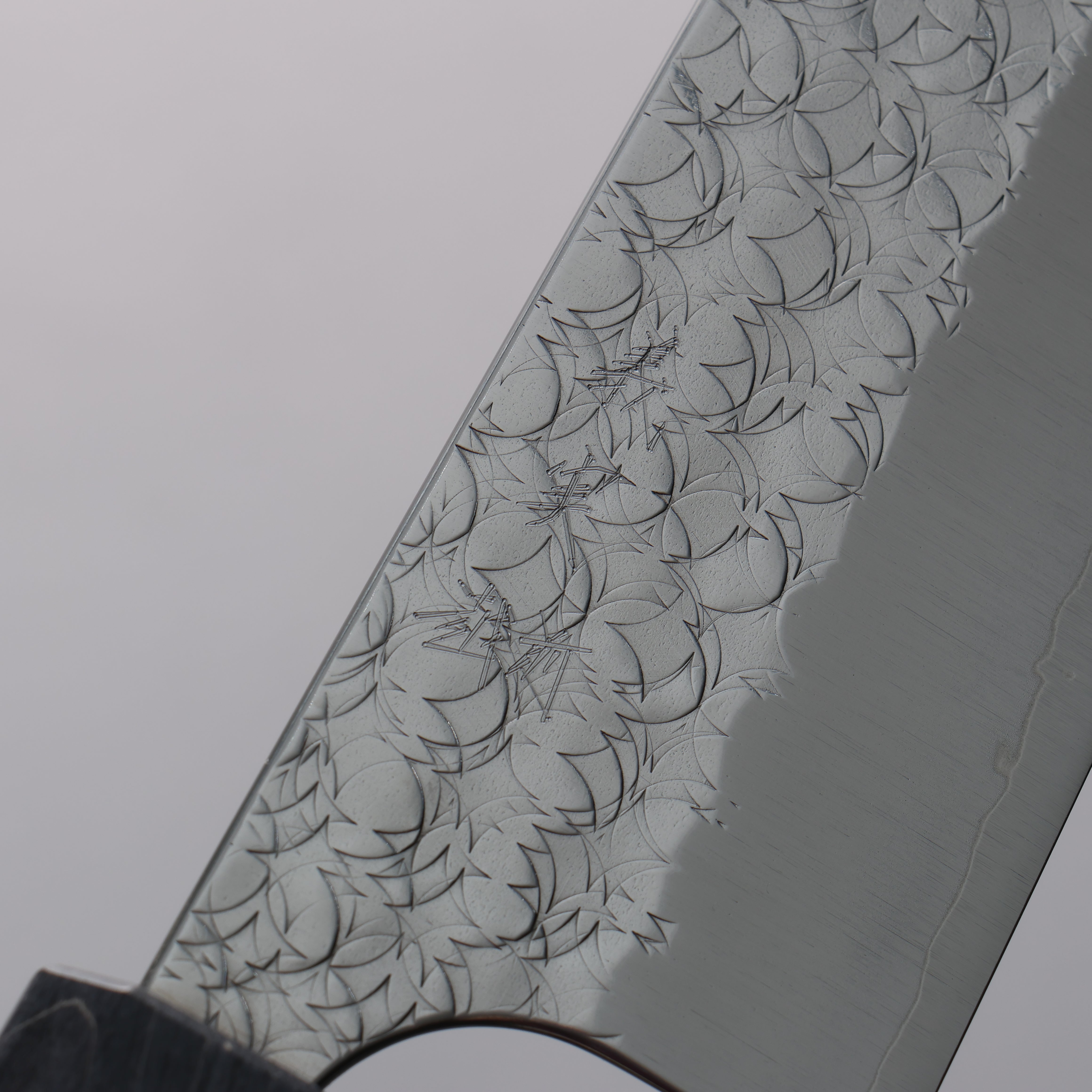 Yoshimi Kato Minamo SG2 Hammered Gyuto 210mm Gray Stabilized Wood (White turquoise Ring) Handle - Seisuke Knife