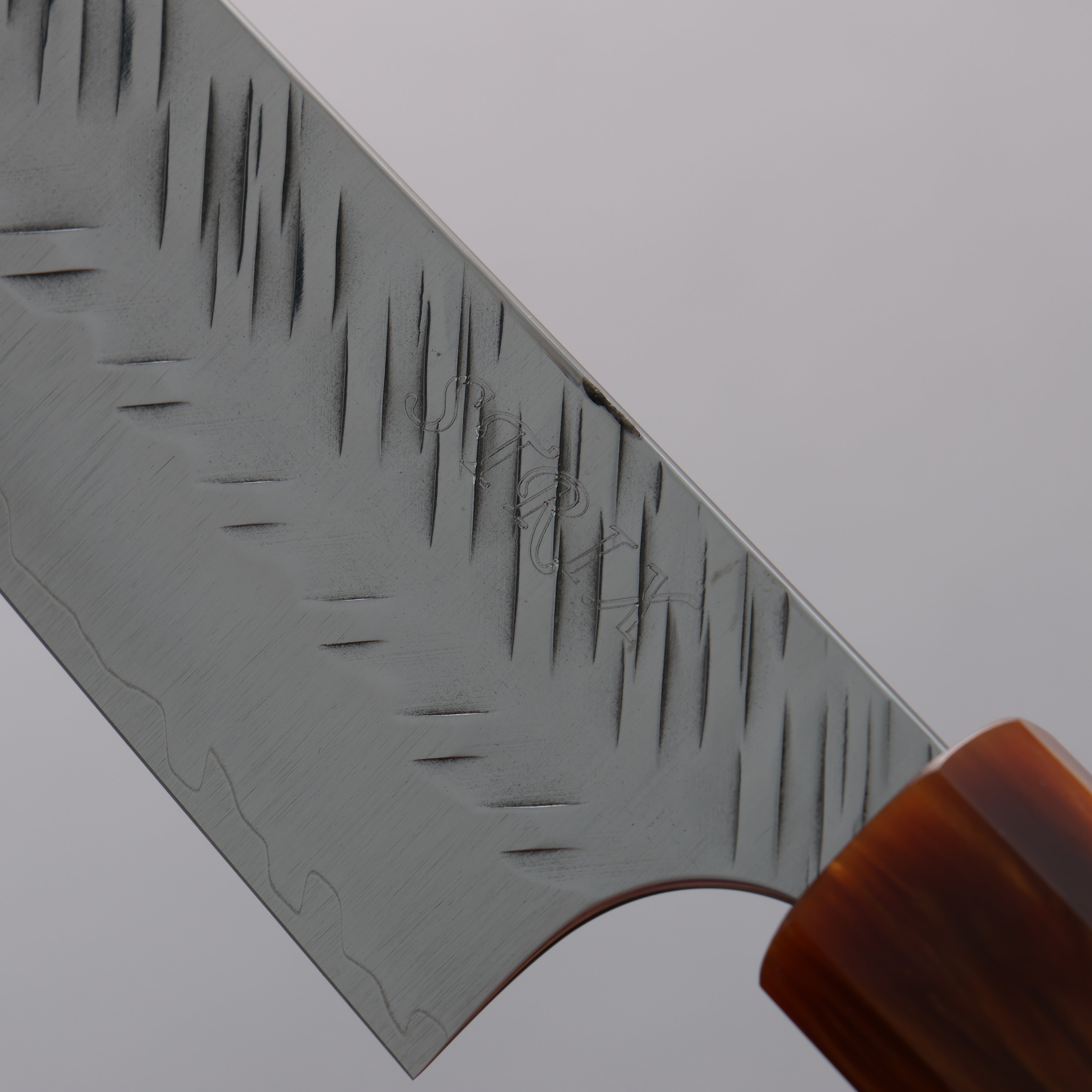Yoshimi Kato SPG STRIX Hammered (V) Kiritsuke Sujihiki 270mm Rosewood (ferrule: Red Pakka wood) Handle - Seisuke Knife