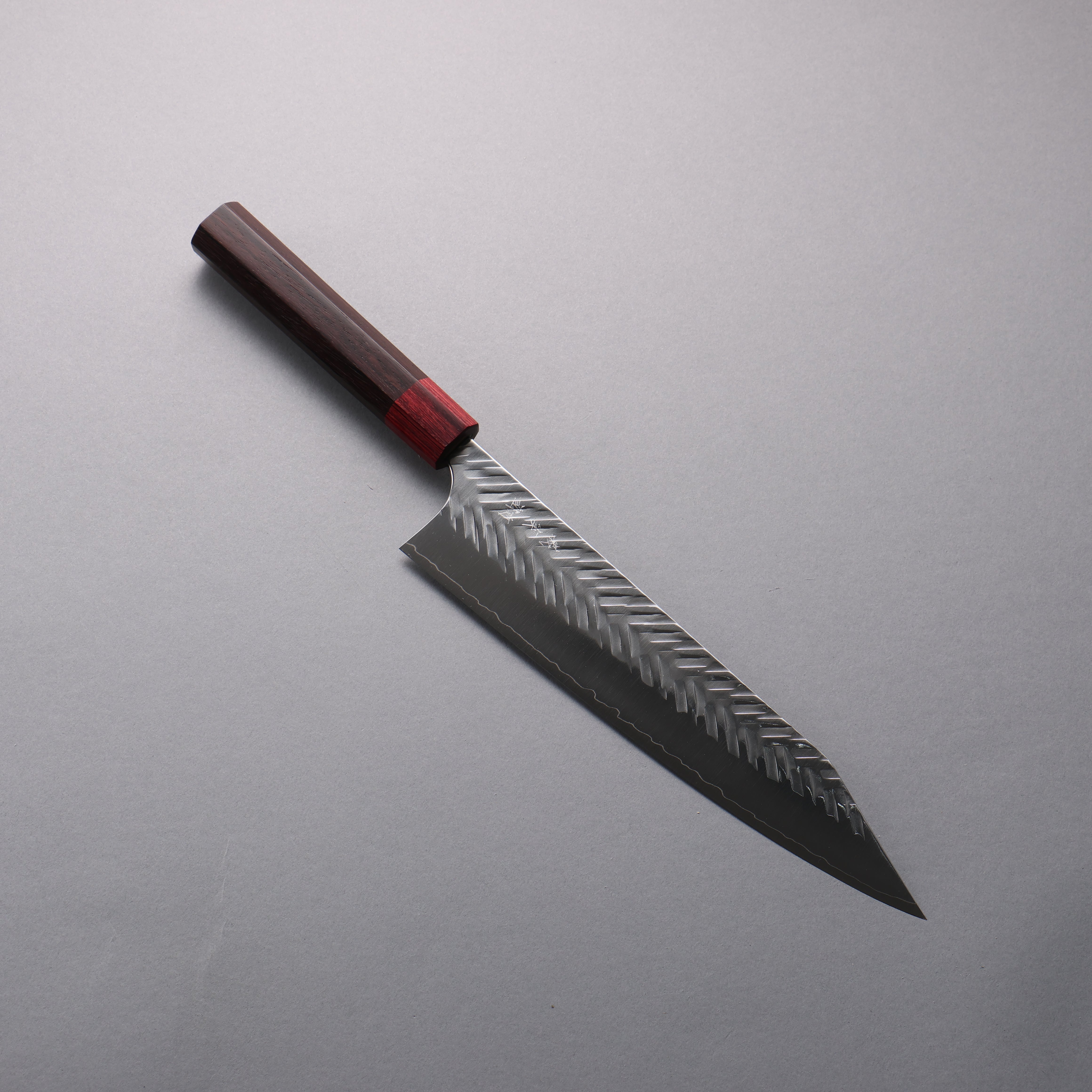 Yoshimi Kato SPG STRIX Hammered (V) Kiritsuke Gyuto 240mm Rosewood (ferrule: Red Pakka wood) Handle - Seisuke Knife