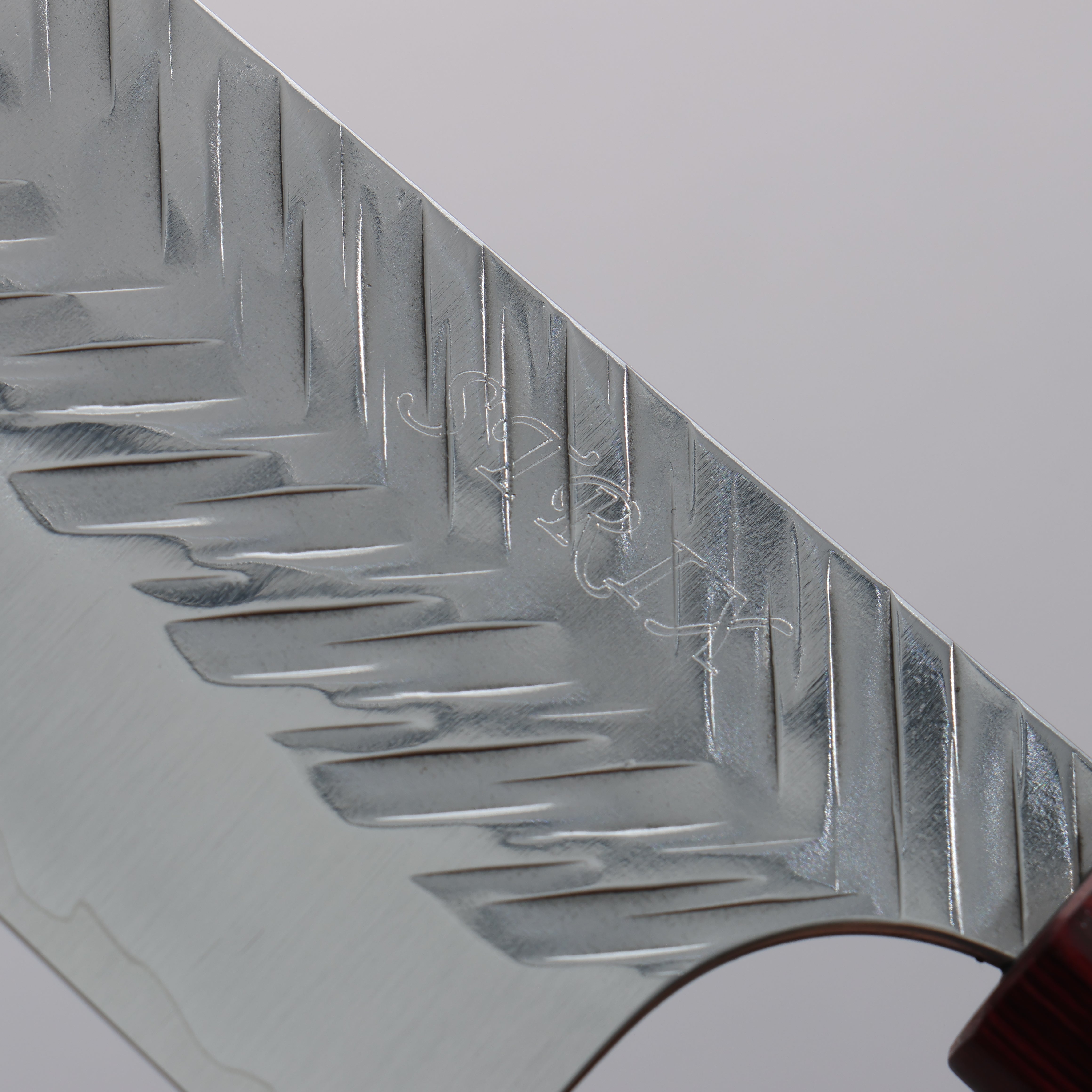 Yoshimi Kato SPG STRIX Hammered (V) Gyuto 240mm Rosewood (ferrule: Red Pakka wood) Handle - Seisuke Knife