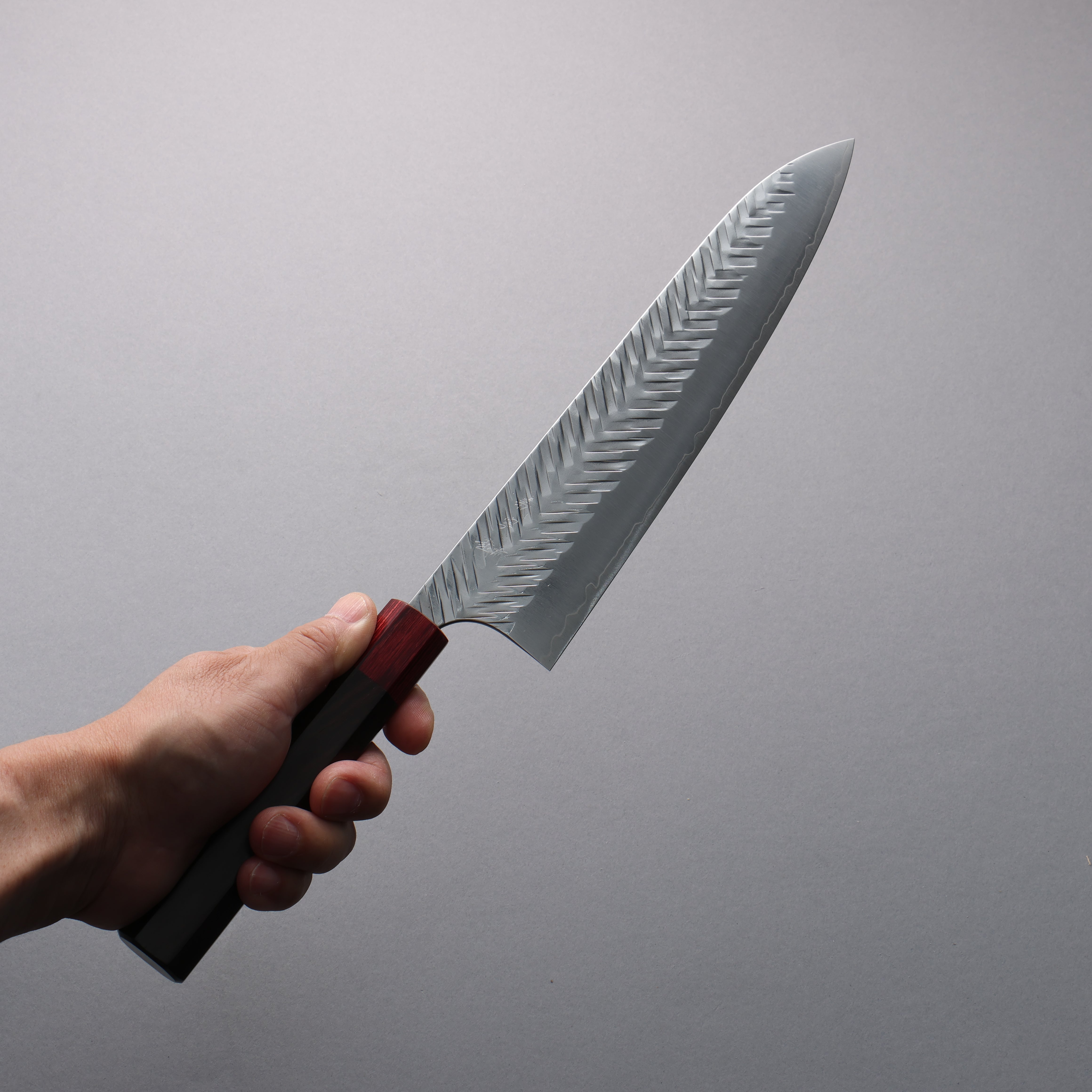 Yoshimi Kato SPG STRIX Hammered (V) Gyuto 240mm Rosewood (ferrule: Red Pakka wood) Handle - Seisuke Knife