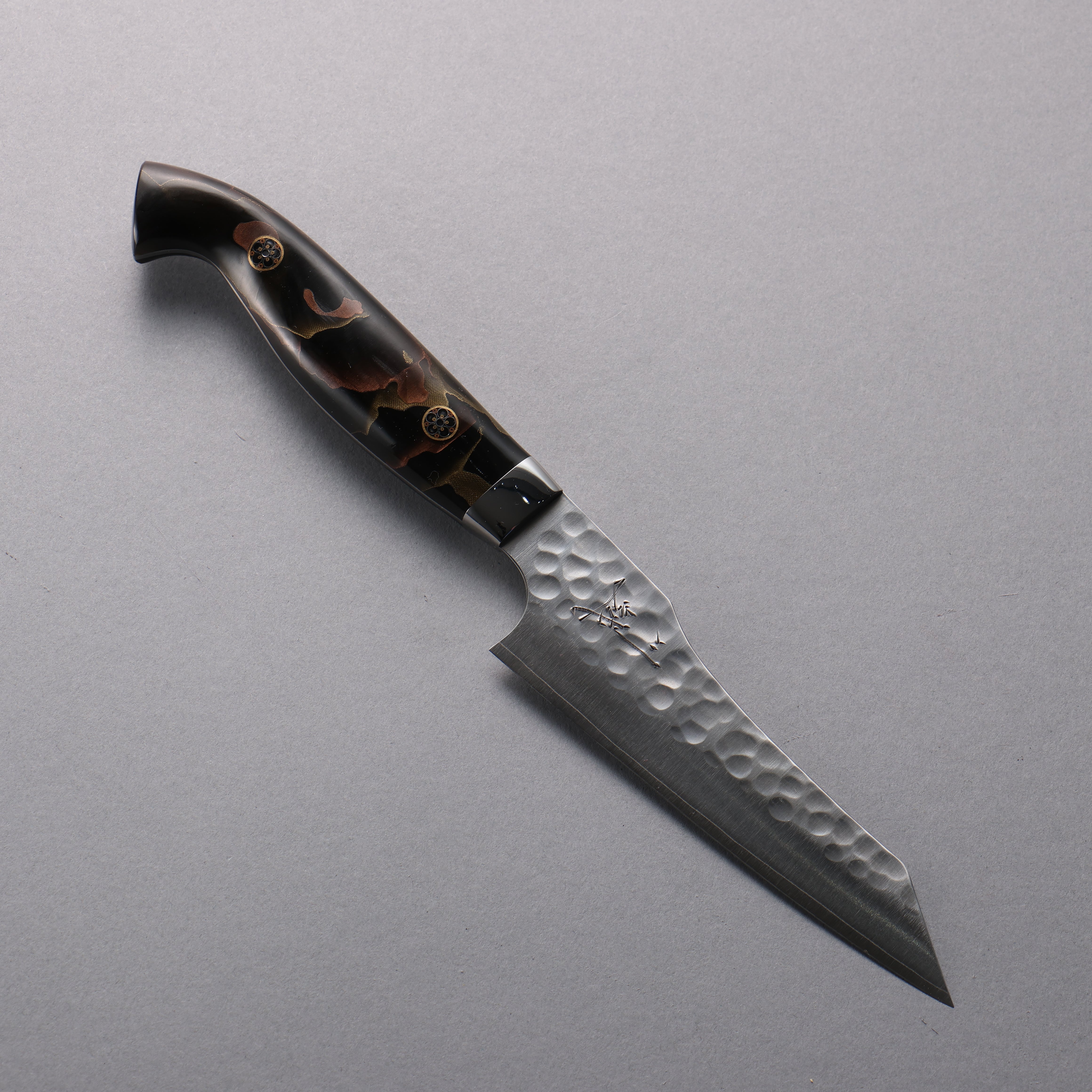 Yuto Kawagoe VG10 Hammered Migaki Kiritsuke Petty-Utility 125mm Brown Acrylic Handle - Seisuke Knife