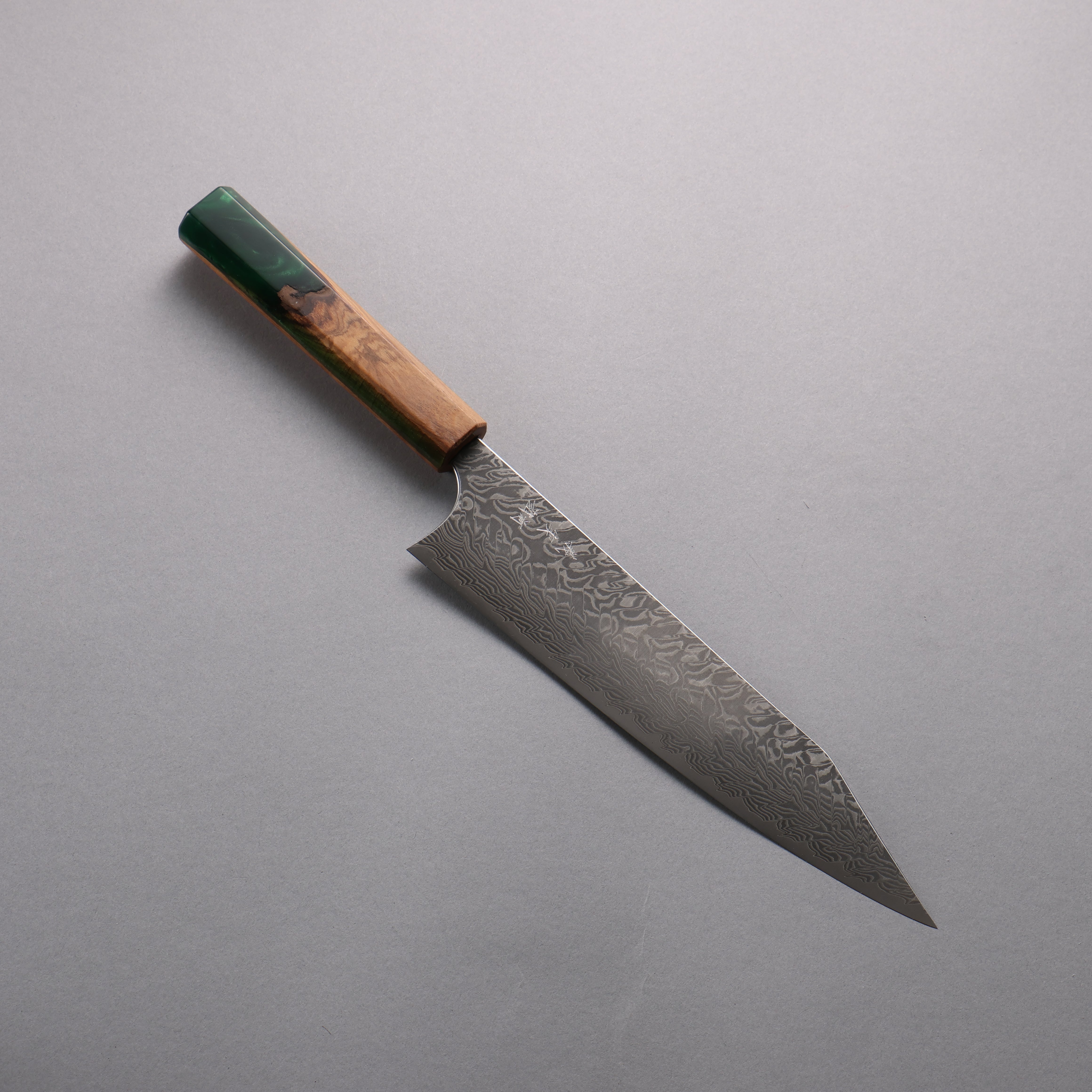 Yoshimi Kato SG2 Black Damascus Kiritsuke Gyuto 210mm Olive Tree and Green Resin Handle - Seisuke Knife