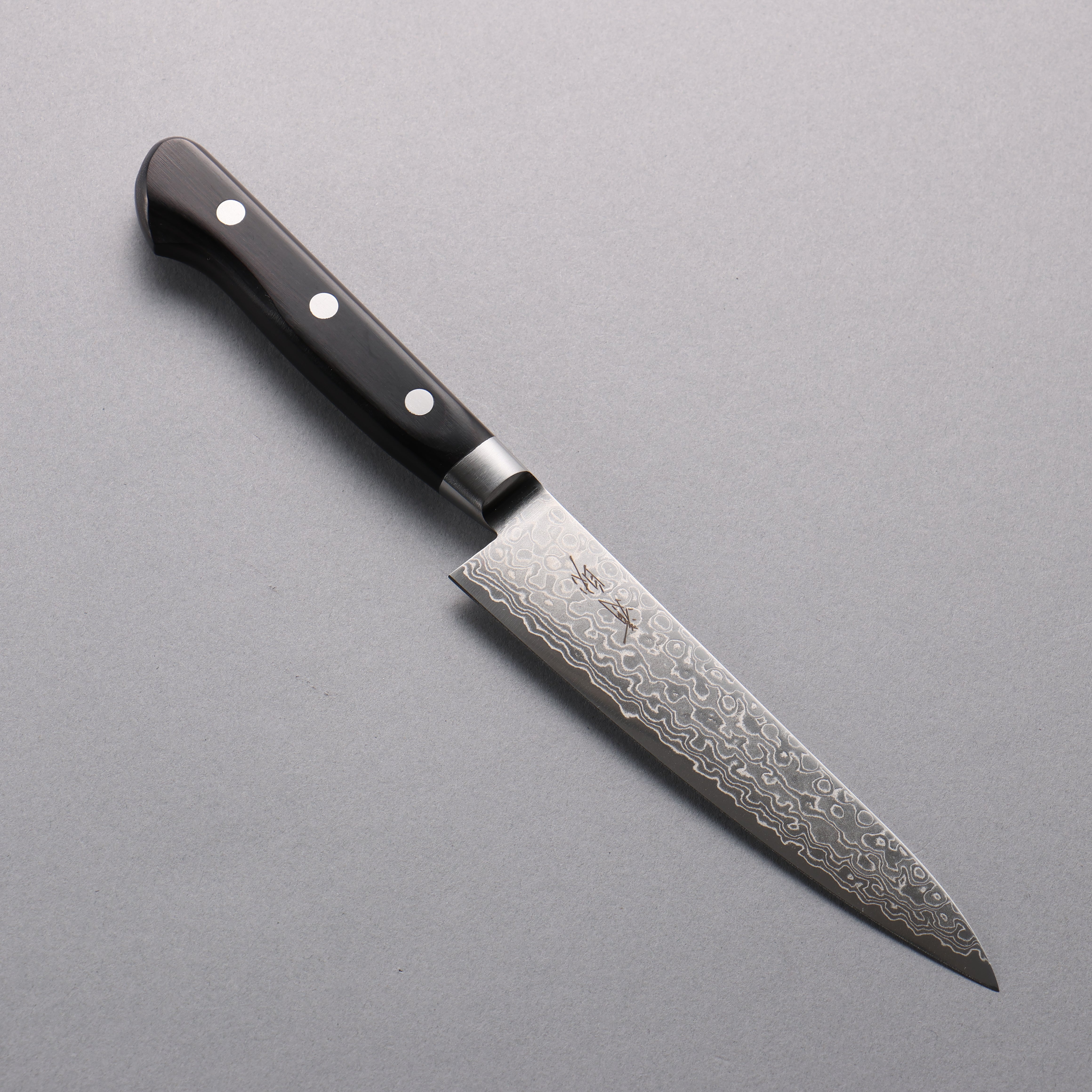 Seisuke AUS10 45 Layer Damascus Migaki Petty-Utility 135mm Black Pakkawood Handle - Seisuke Knife