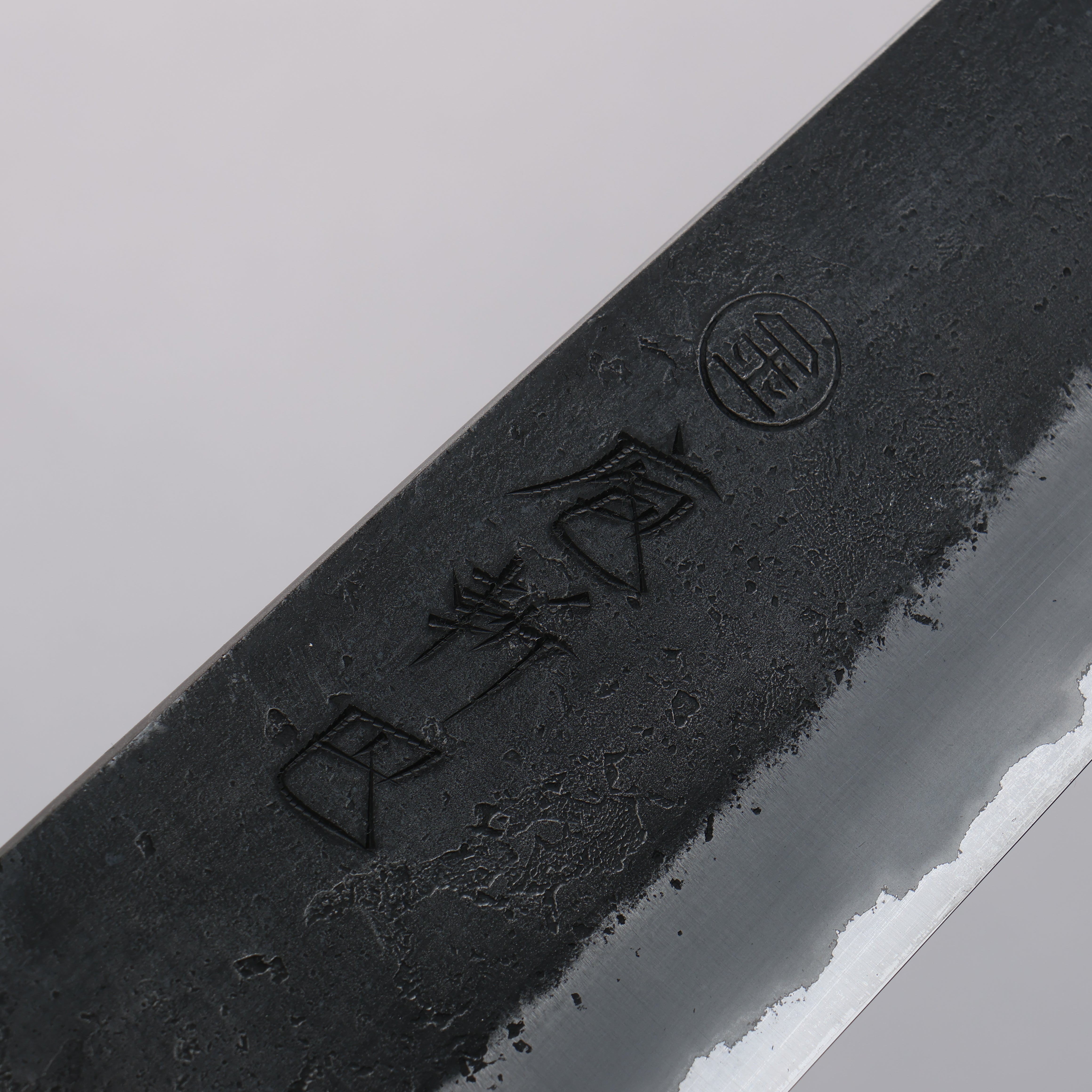 Hozantomoe White Steel No.2 Black Finished Gyuto 210mm Olive Tree and Black Resin Handle - Seisuke Knife