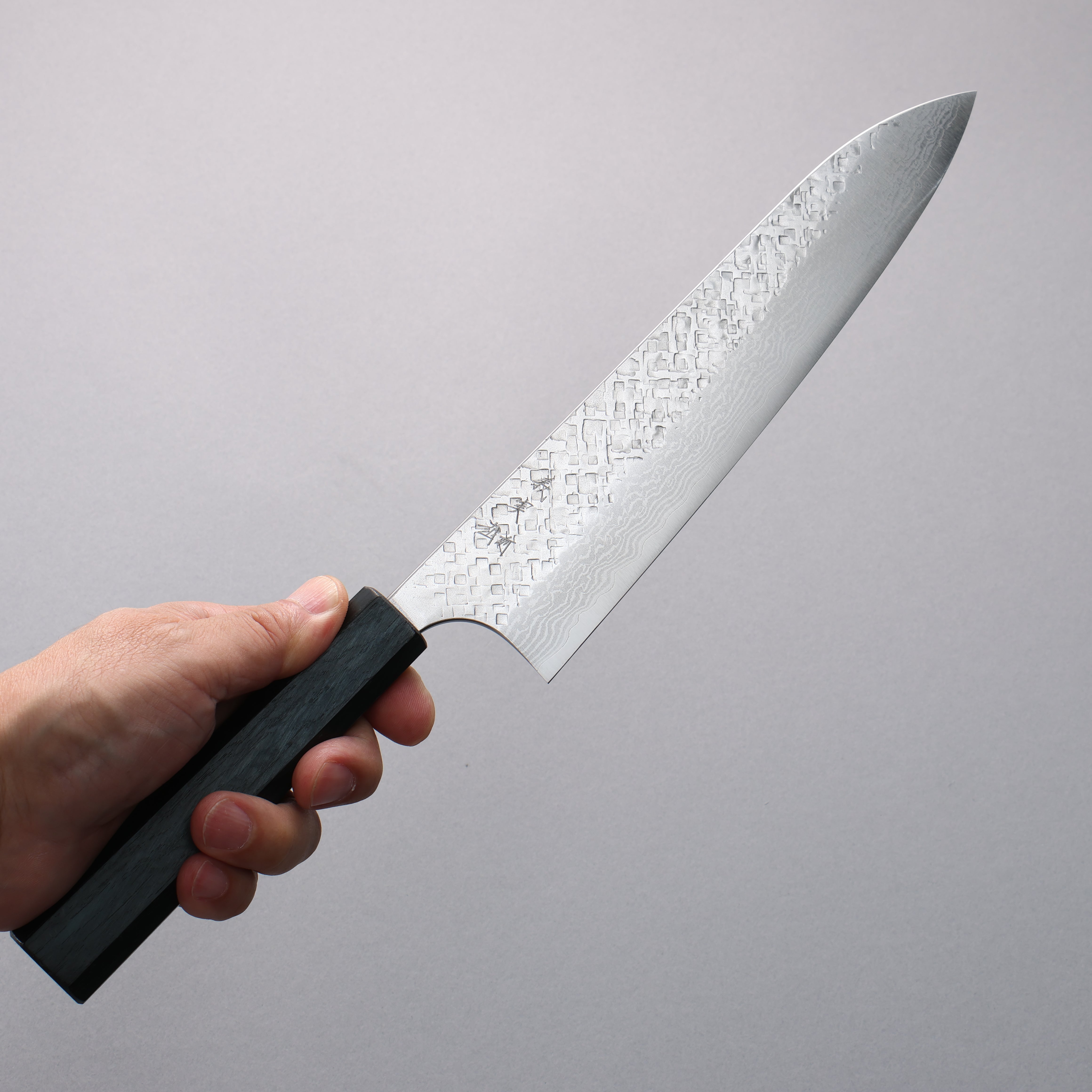 Yoshimi Kato VG10 Damascus Hammered(square) Gyuto 210mm Oak (Indigo Dyed) Handle - Seisuke Knife