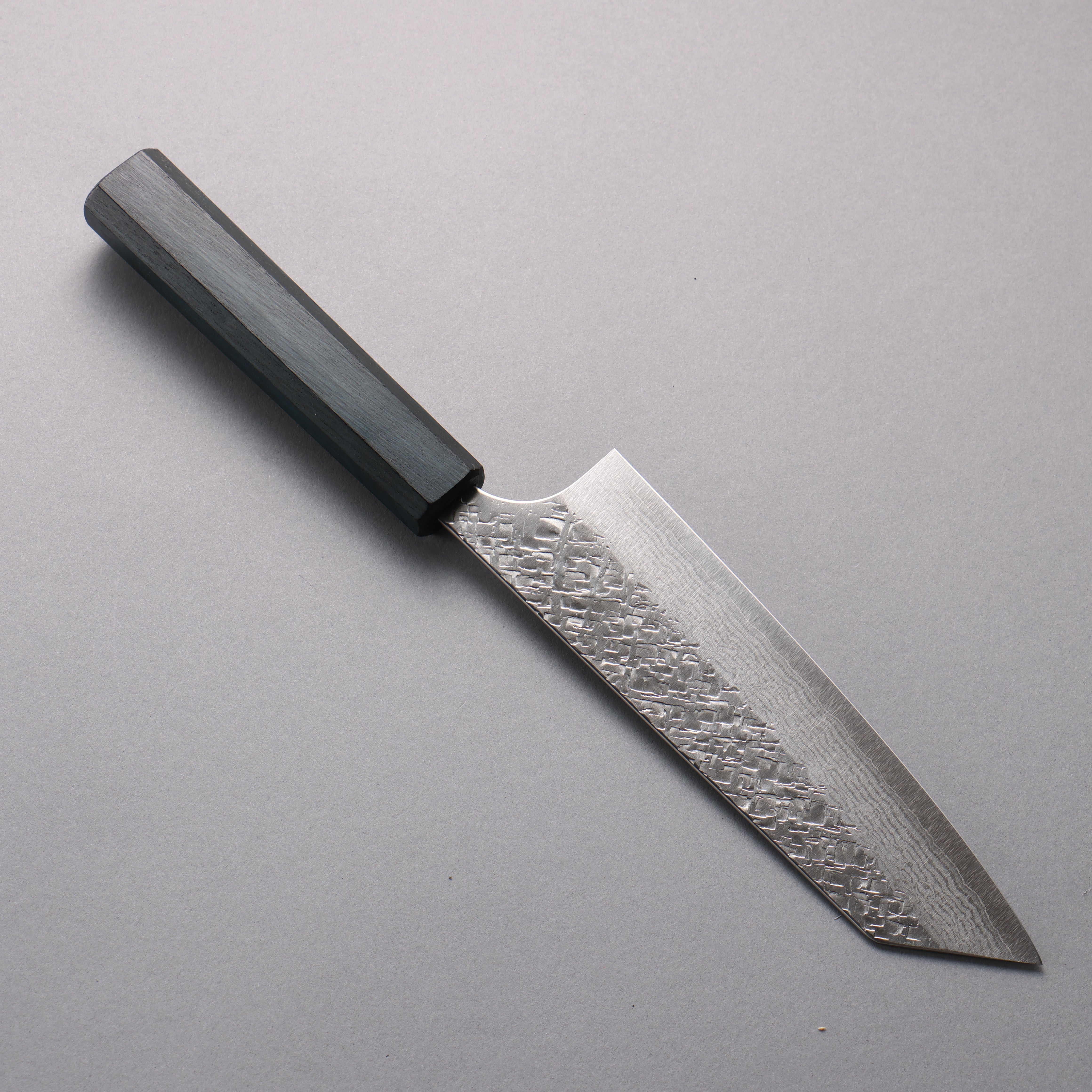Yoshimi Kato VG10 Damascus Hammered(square) Bunka 170mm Oak (Indigo Dyed) Handle - Seisuke Knife