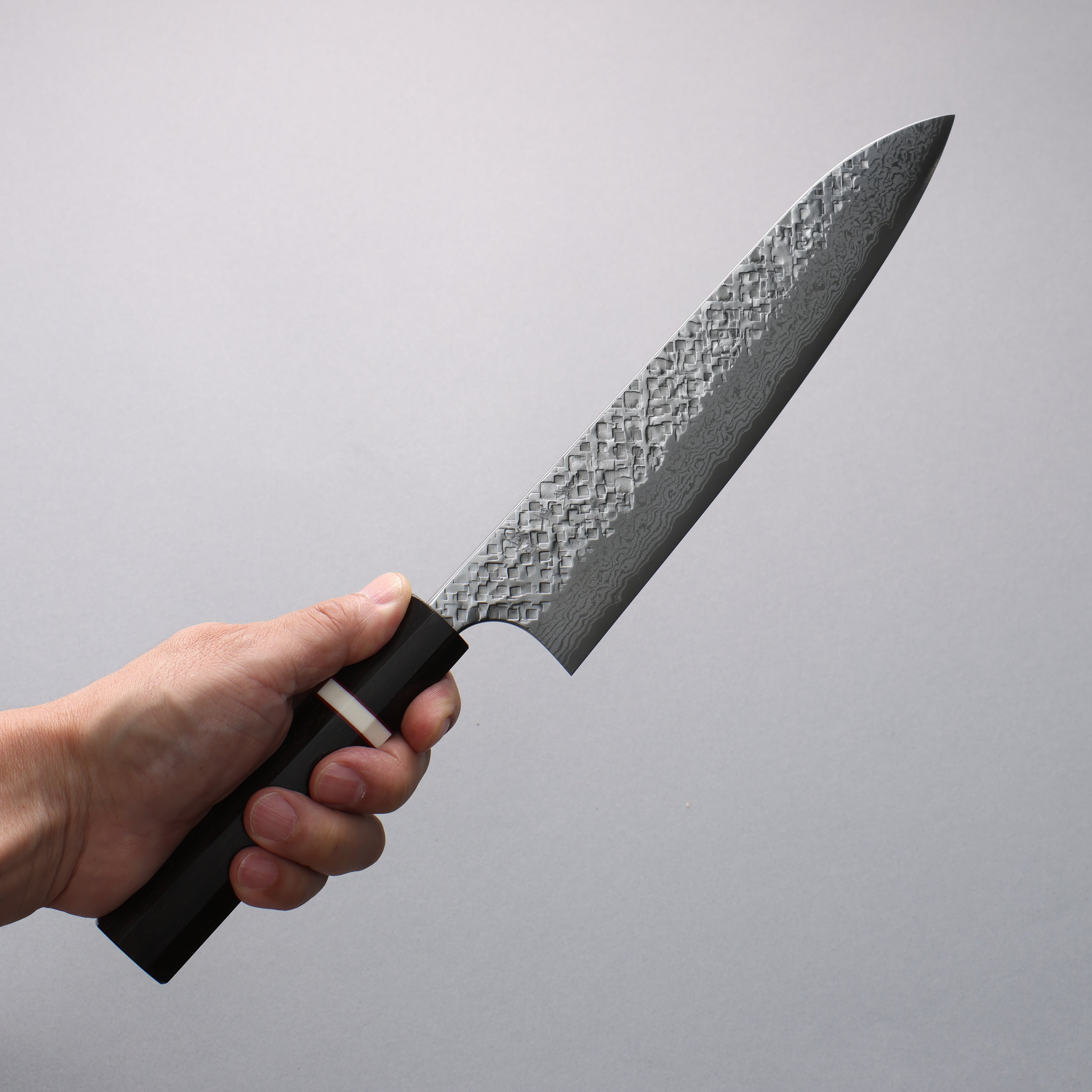Yoshimi Kato VG10 Damascus Hammered(square) Gyuto 210mm Ebony (White Ring) Handle - Seisuke Knife