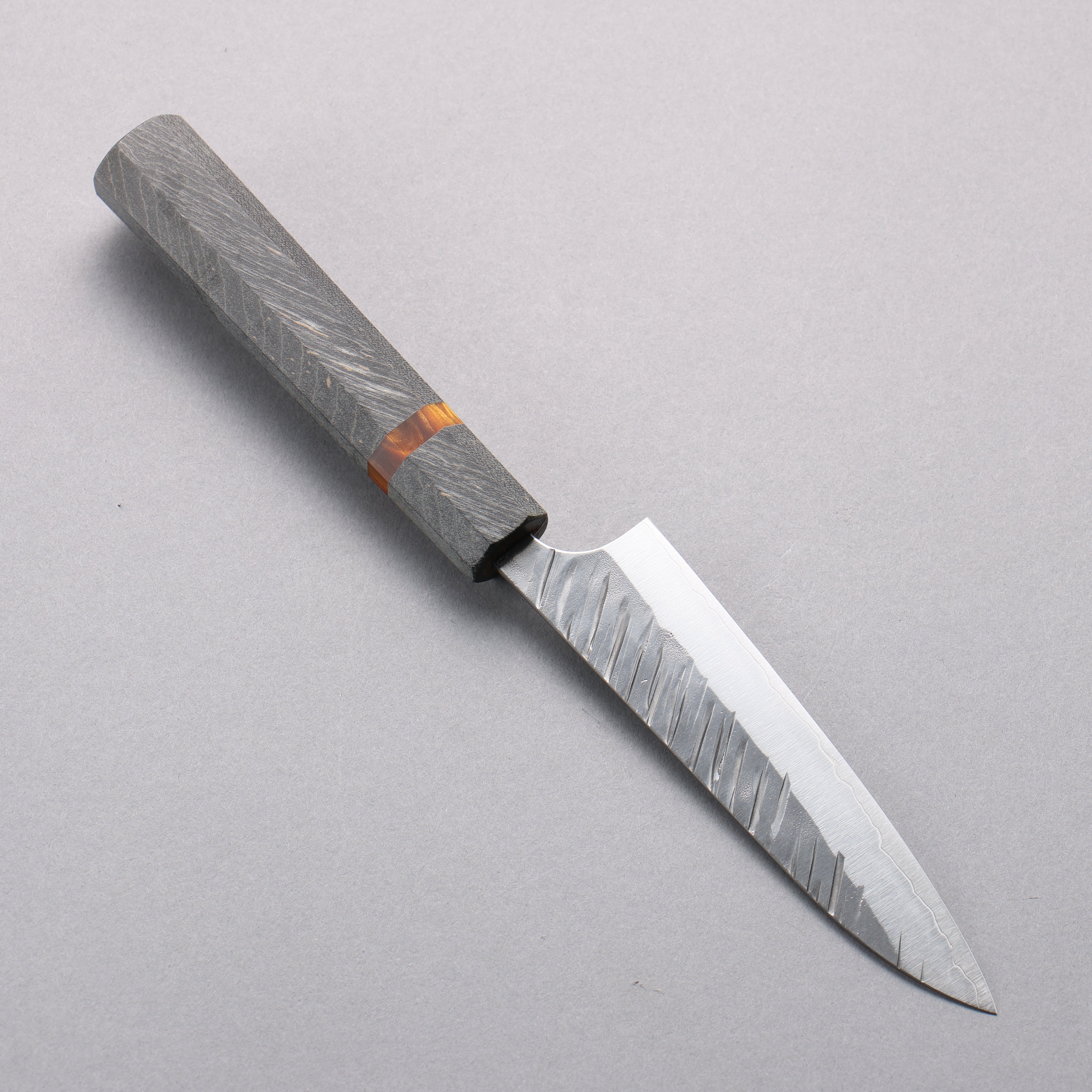 Yu Kurosaki Fujin SG2 Hammered Petty-Utility 120mm Stabilized wood (With Acrylic Ring) Handle - Seisuke Knife