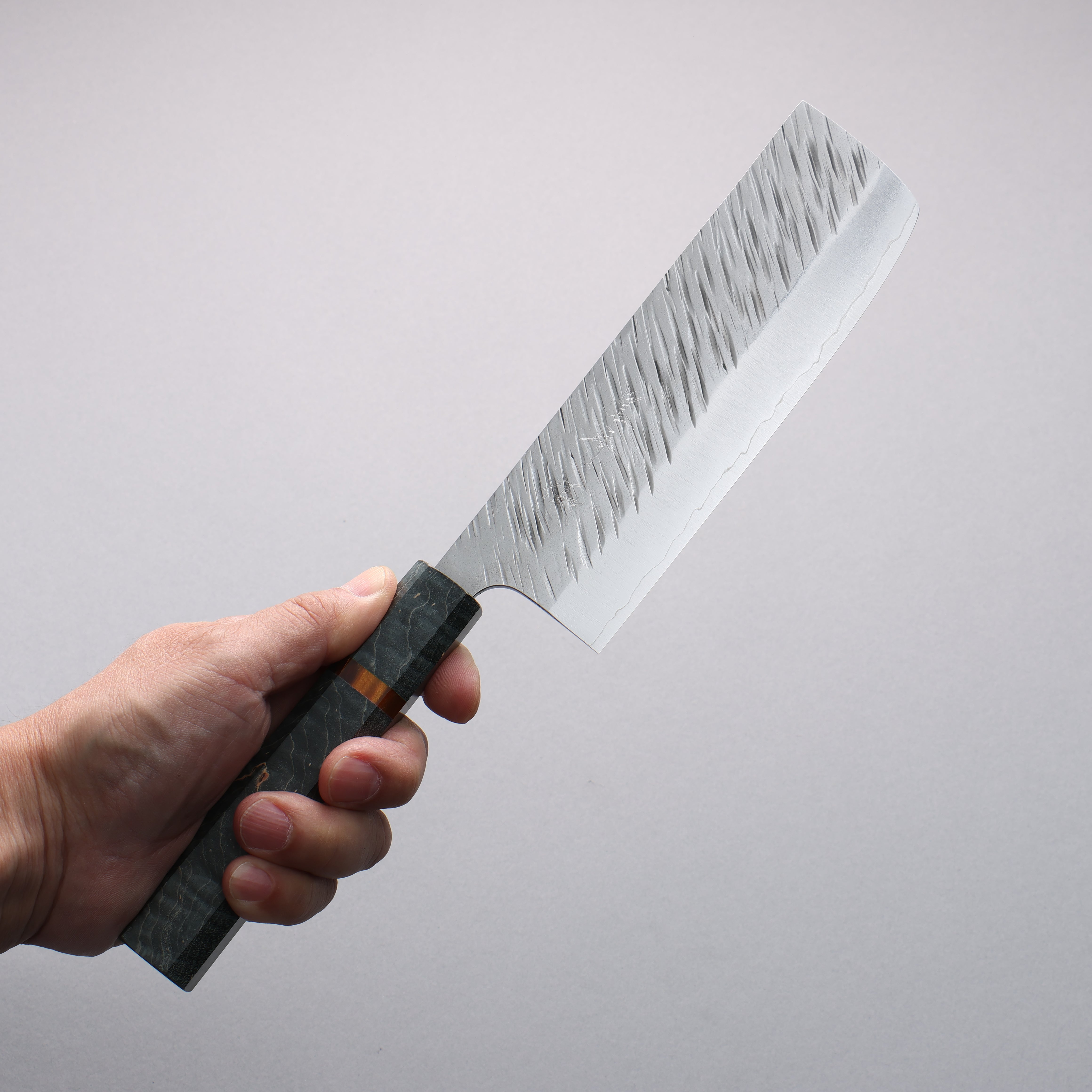 Yu Kurosaki Fujin SG2 Hammered Nakiri 165mm Stabilized wood (With Acrylic Ring) Handle - Seisuke Knife