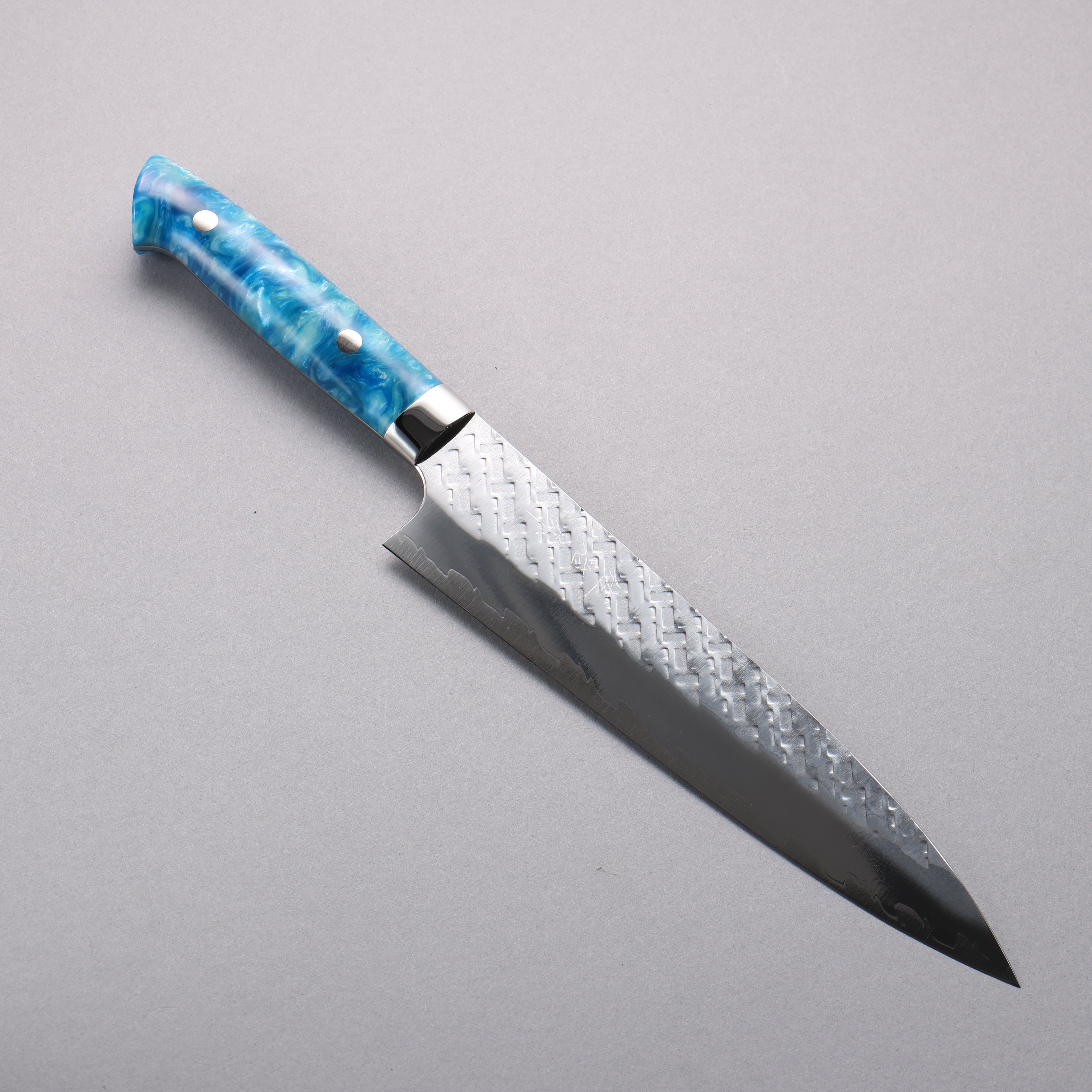 Takeshi Saji SPG STRIX Hammered Migaki Finished Gyuto 210mm Blue and White Acrylic Handle - Seisuke Knife