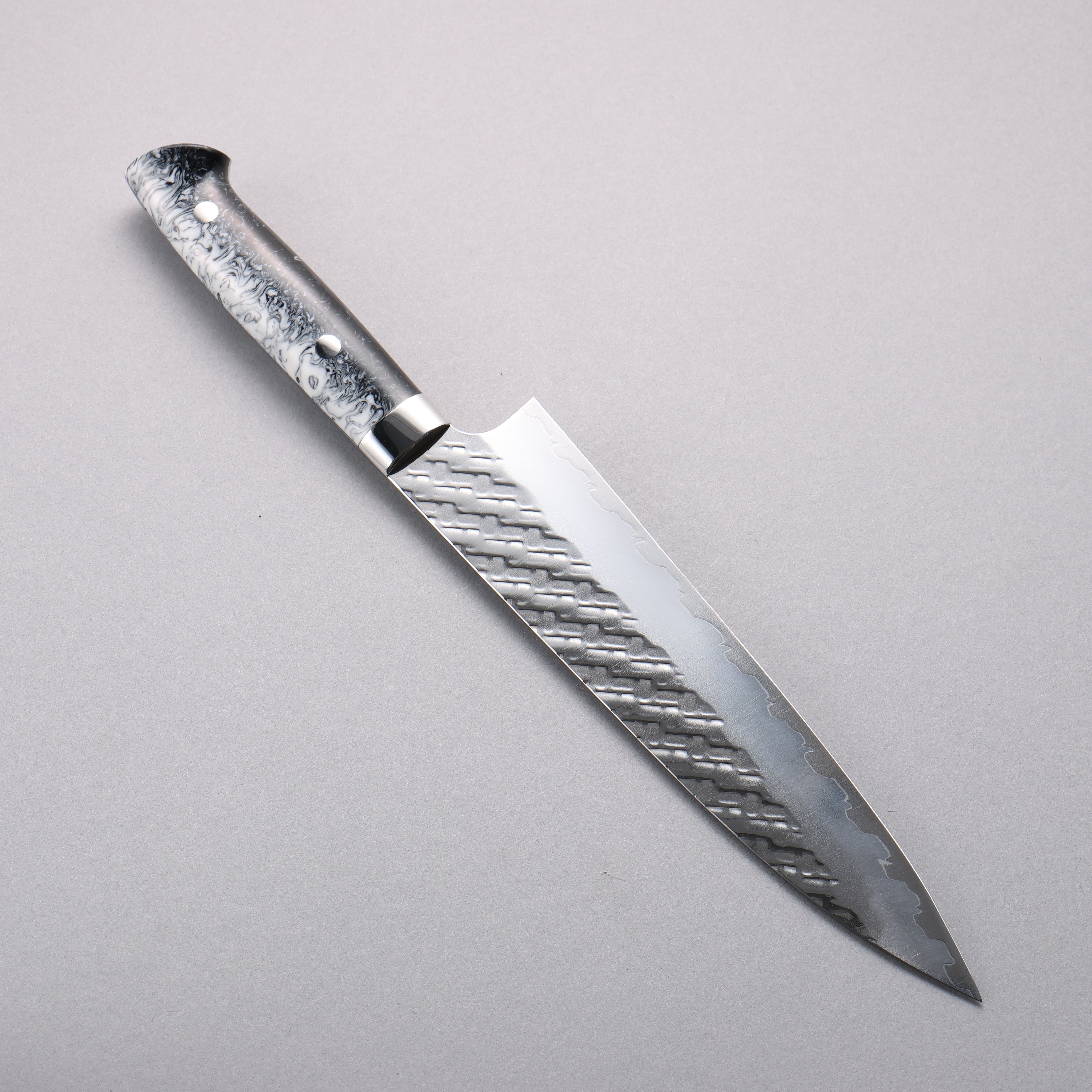 Takeshi Saji SPG STRIX Hammered Migaki Finished Gyuto 210mm White and Black Marble Acrylic Handle - Seisuke Knife