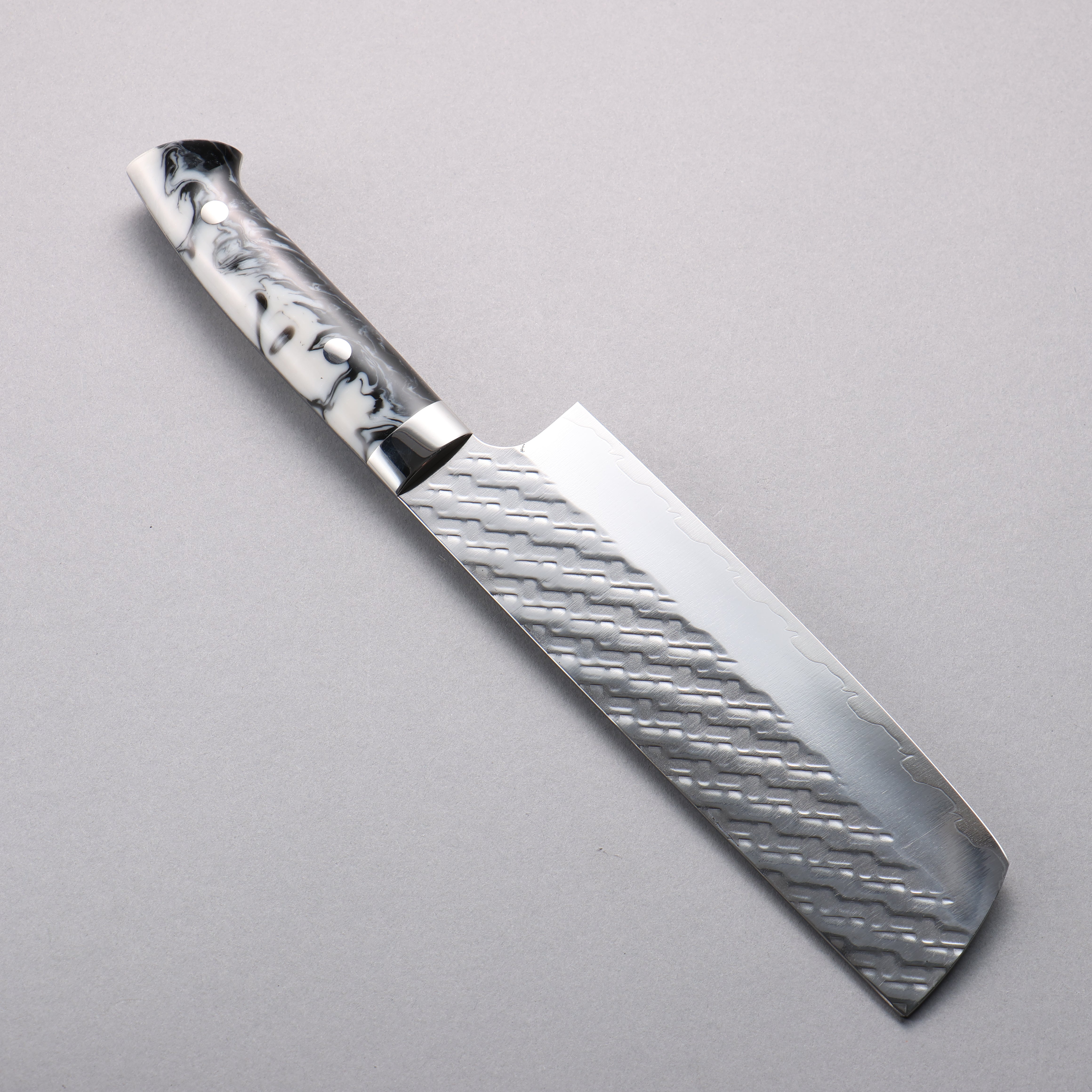 Takeshi Saji SPG STRIX Hammered Migaki Finished Nakiri 165mm White and Black Marble Acrylic Handle - Seisuke Knife