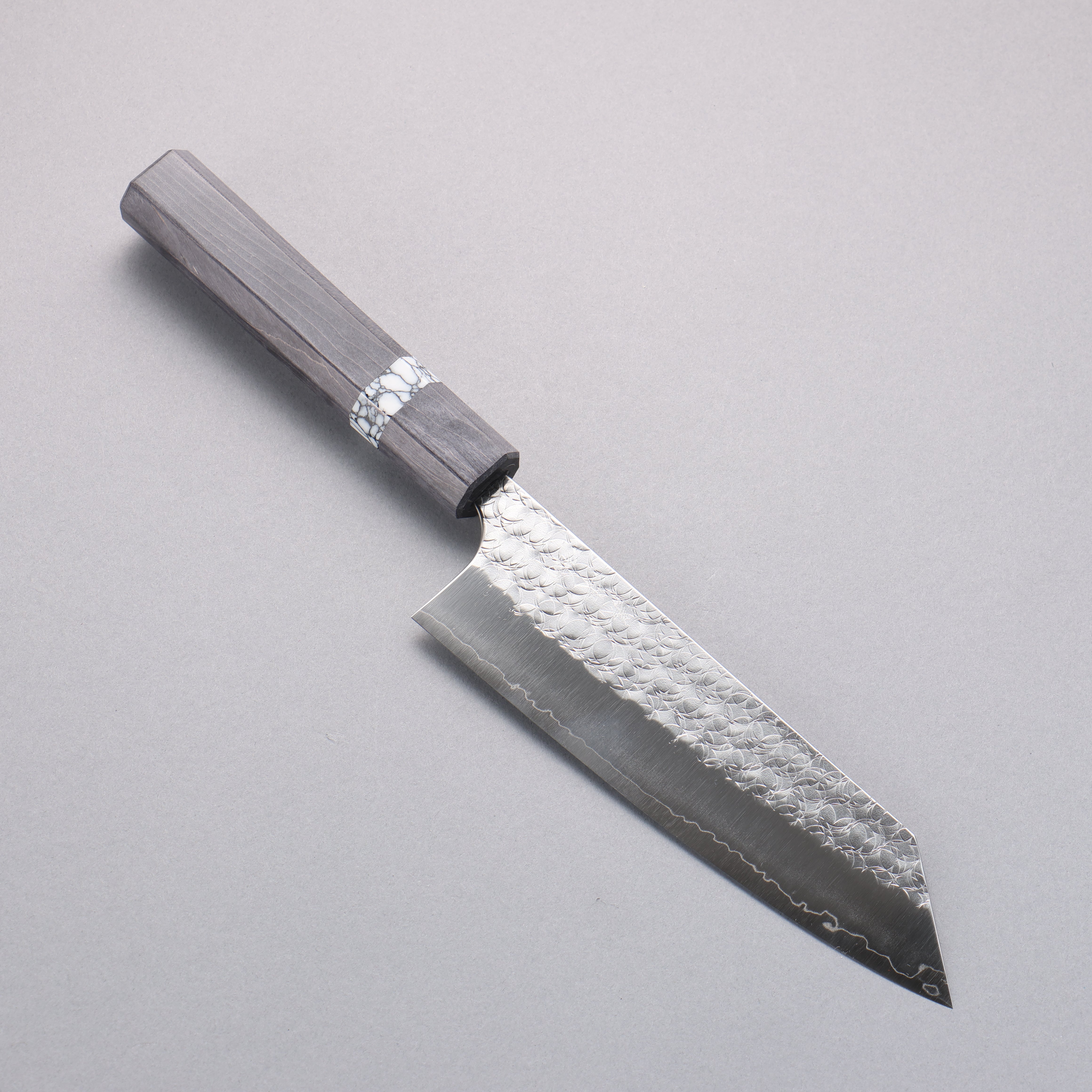 Yoshimi Kato Minamo SG2 Hammered Bunka 170mm Gray Stabilized Wood (White Turquoise Ring) Handle - Seisuke Knife