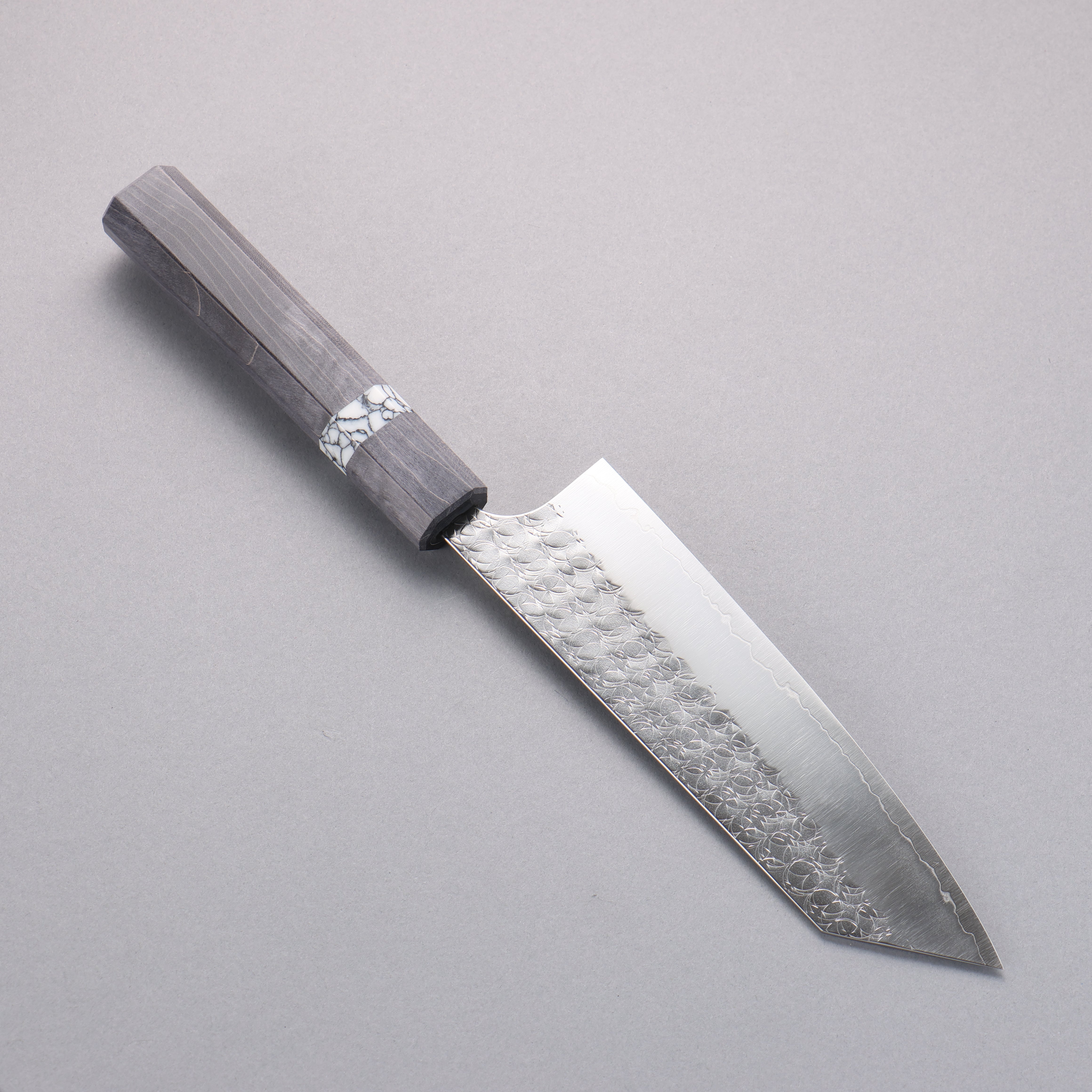 Yoshimi Kato Minamo SG2 Hammered Bunka 170mm Gray Stabilized Wood (White Turquoise Ring) Handle - Seisuke Knife