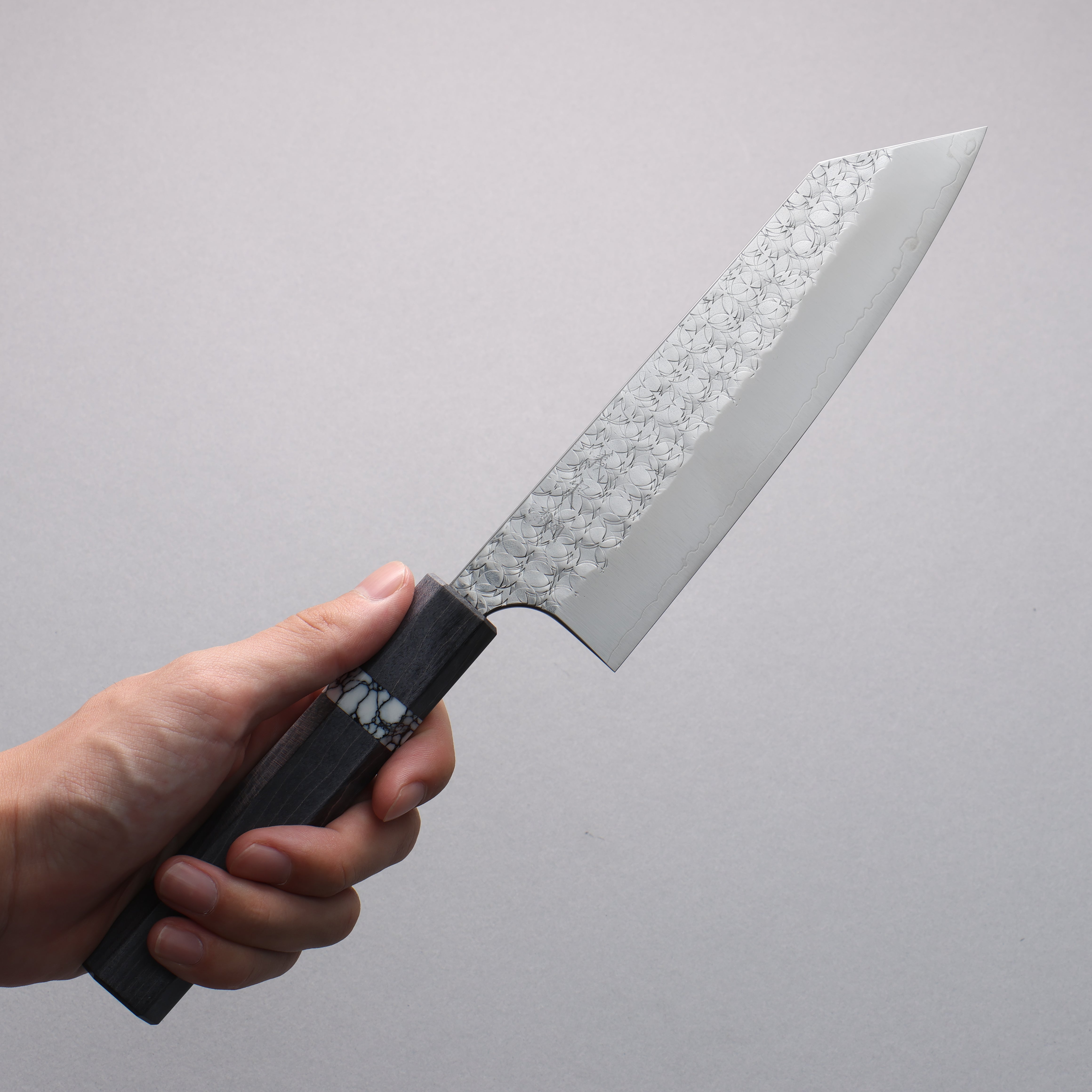 Yoshimi Kato Minamo SG2 Hammered Bunka 170mm Gray Stabilized Wood (White Turquoise Ring) Handle - Seisuke Knife