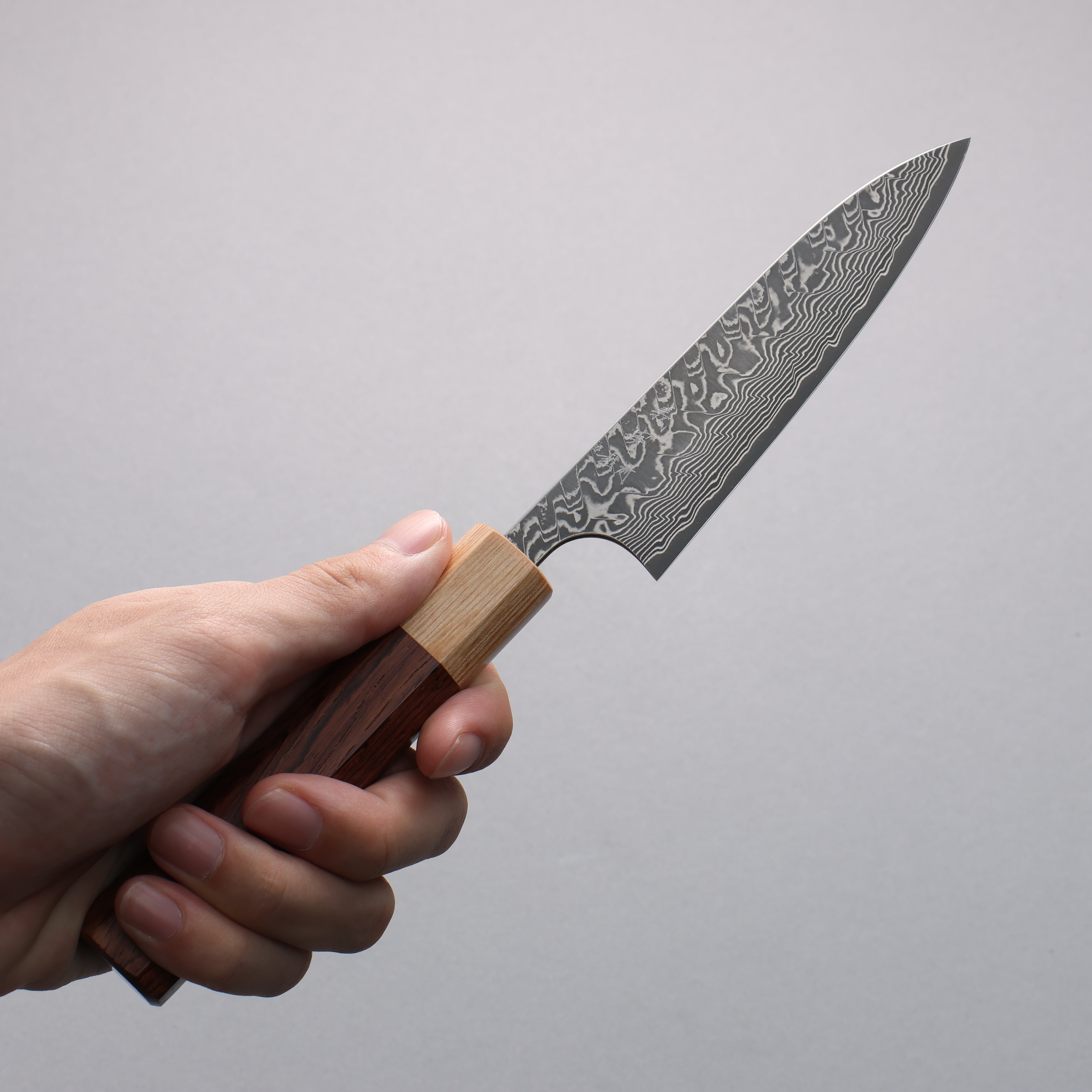 Yoshimi Kato SG2 Black Damascus Petty-Utility 120mm Honduras (ferrule: White Pakka wood) Handle - Seisuke Knife