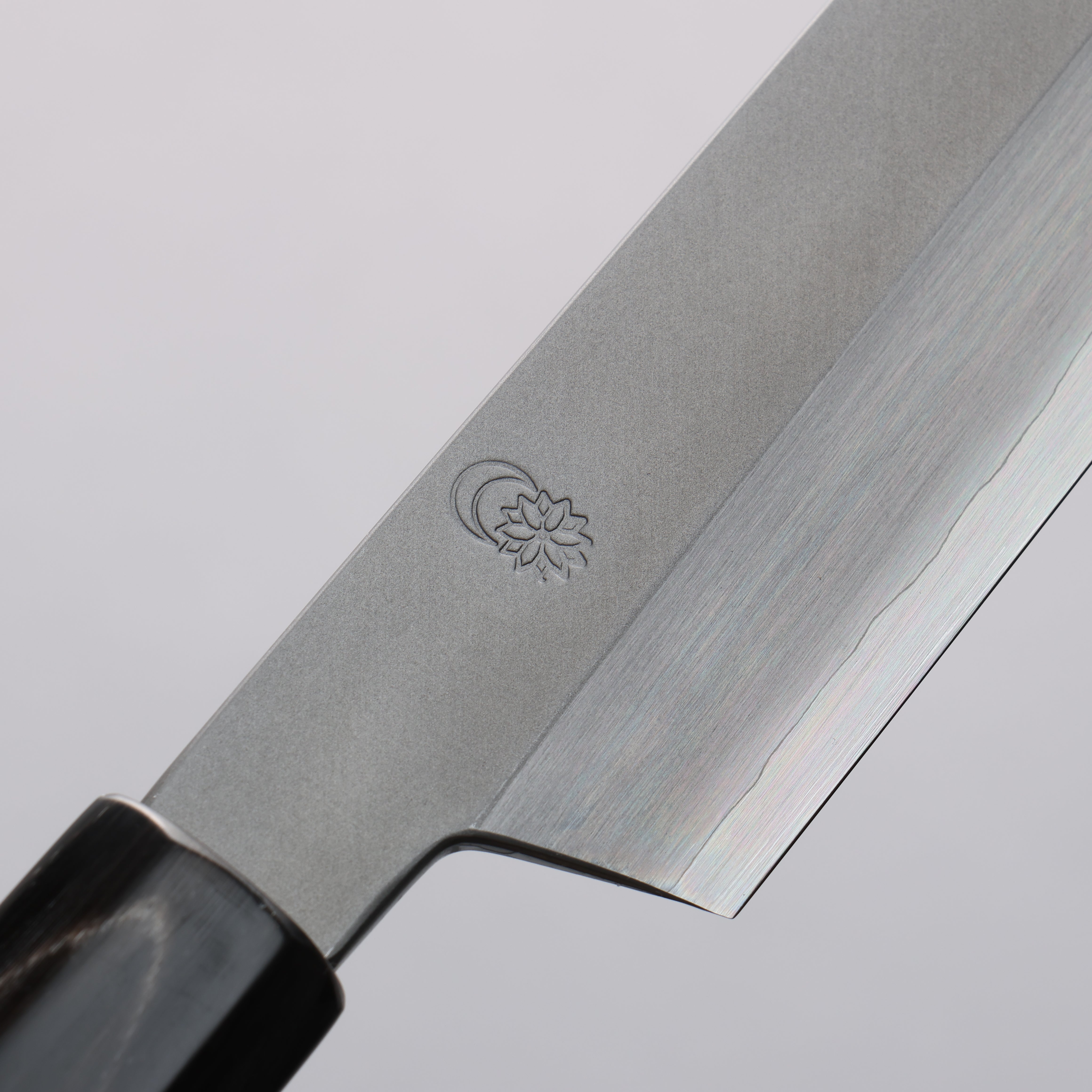 Kikuzuki Silver Steel No.3 Bokashi Kiritsuke Yanagiba 300mm Magnolia Handle - Seisuke Knife