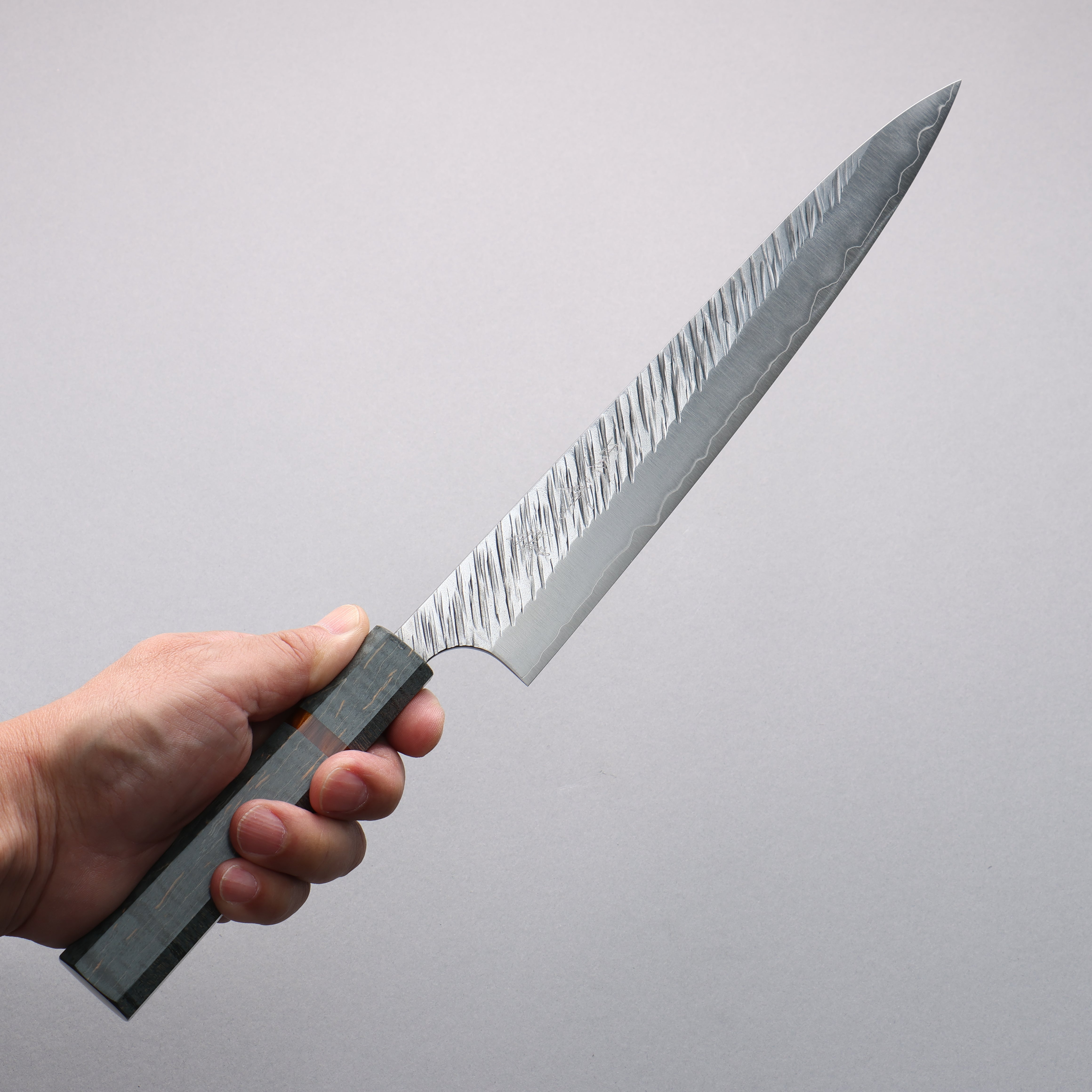 Yu Kurosaki Fujin SG2 Hammered Sujihiki 240mm Stabilized wood (With Acrylic Ring) Handle - Seisuke Knife