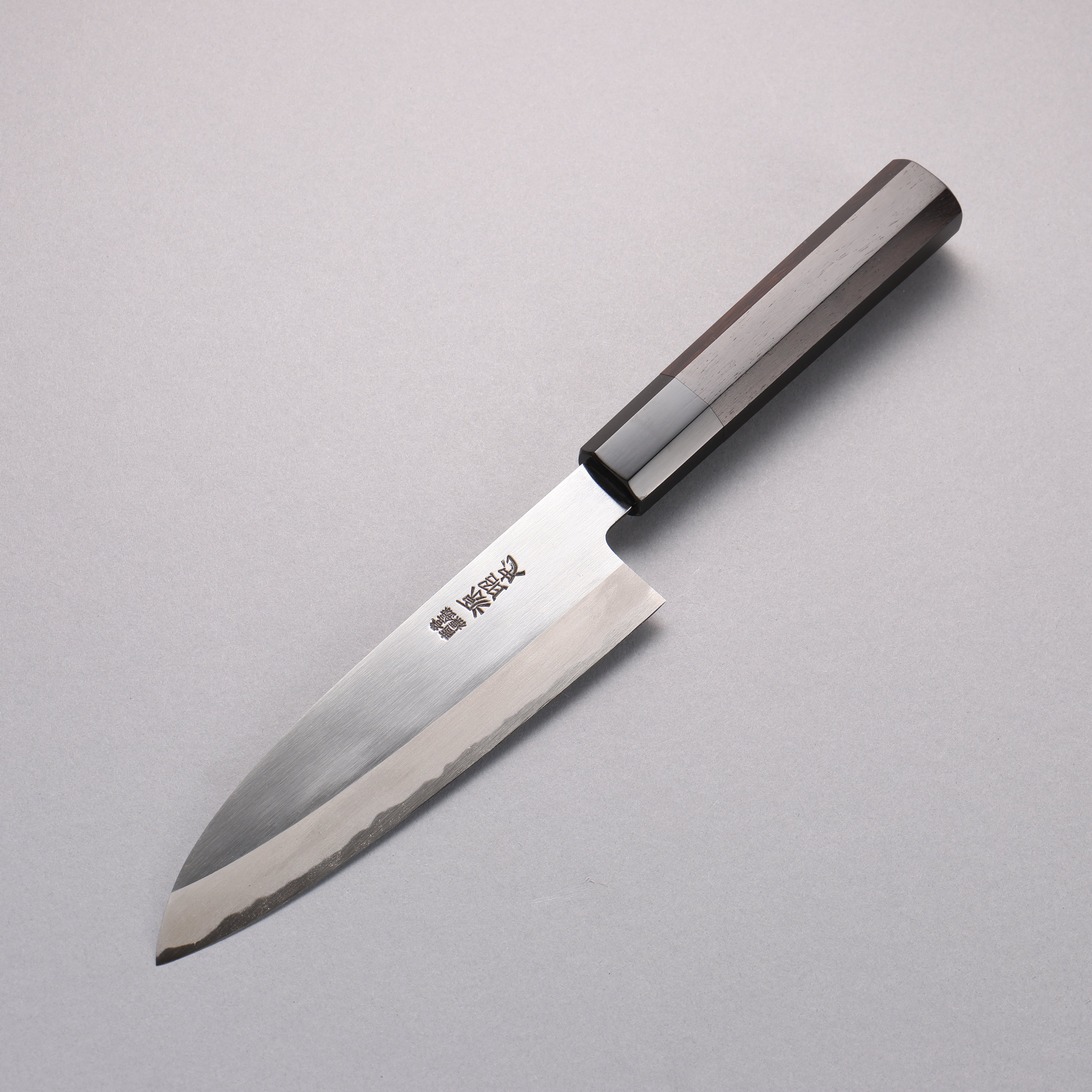 Minamoto Akitada White Steel No.2 Kasumitogi Santoku 180mm Ebony Wood Handle - Seisuke Knife