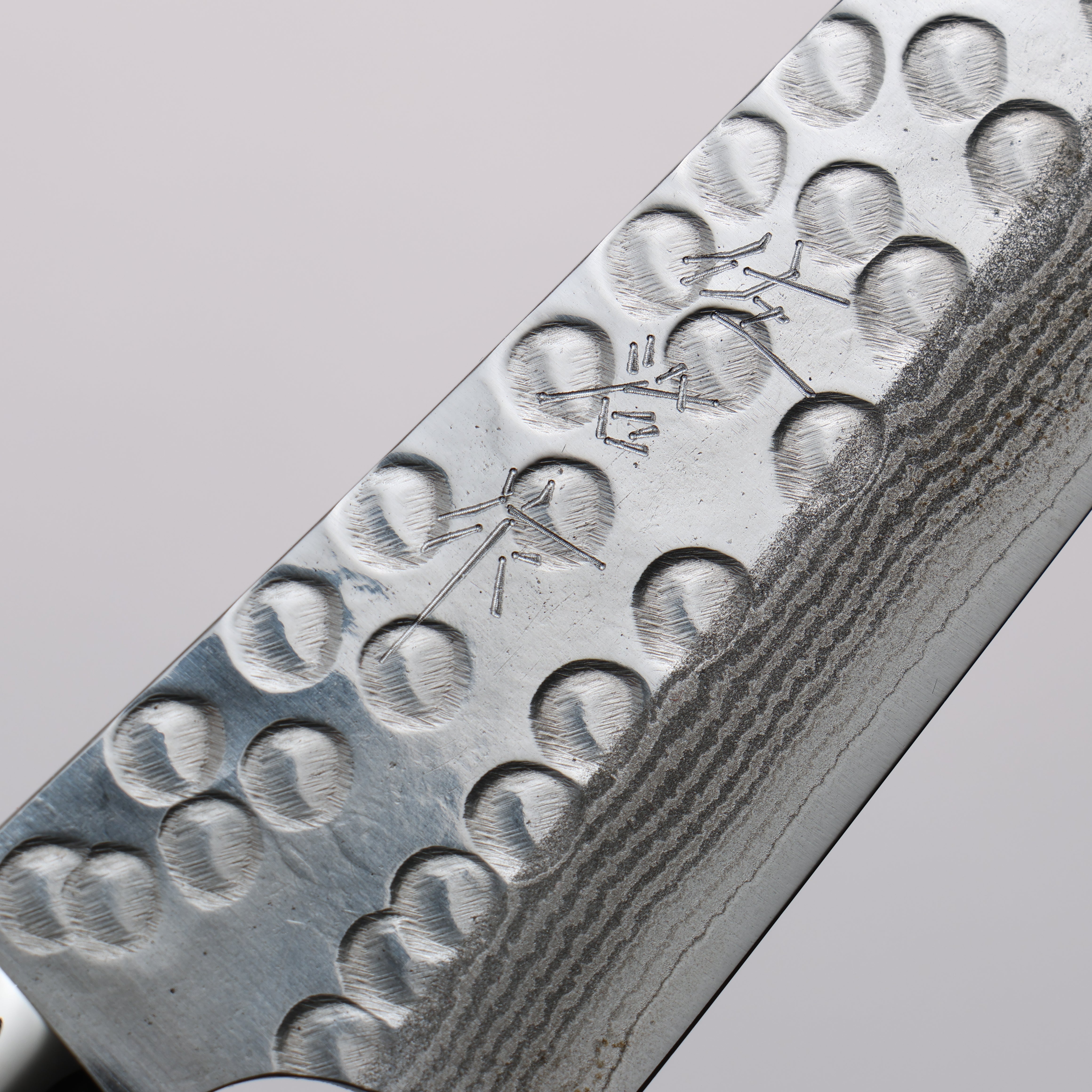 Takeshi Saji SRS13 Damascus Hammered(Maru) Kiritsuke Petty-Utility 130mm White Corian Handle - Seisuke Knife