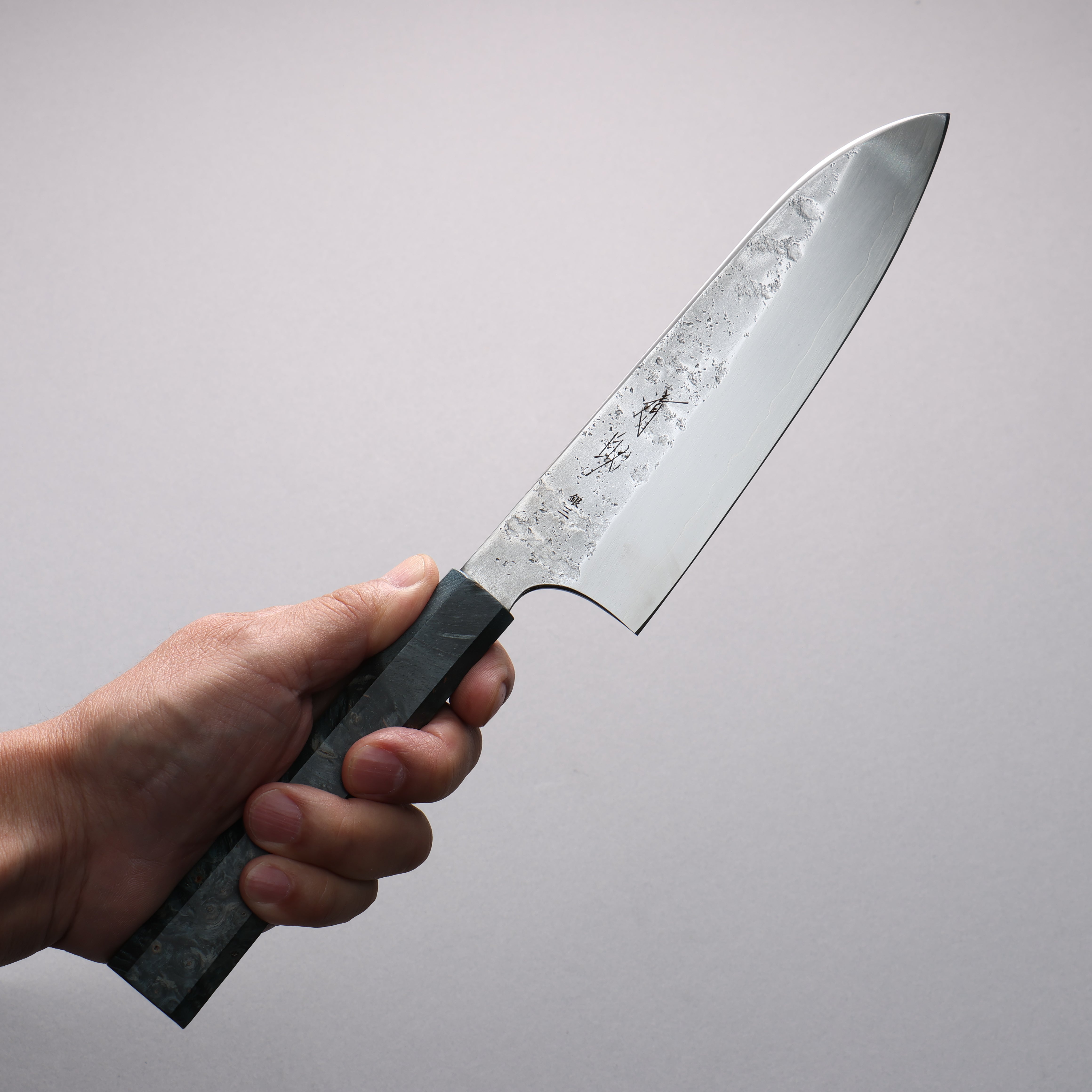 Seisuke Silver Steel No.3 Nashiji Santoku 180mm Stabilized wood Handle - Seisuke Knife