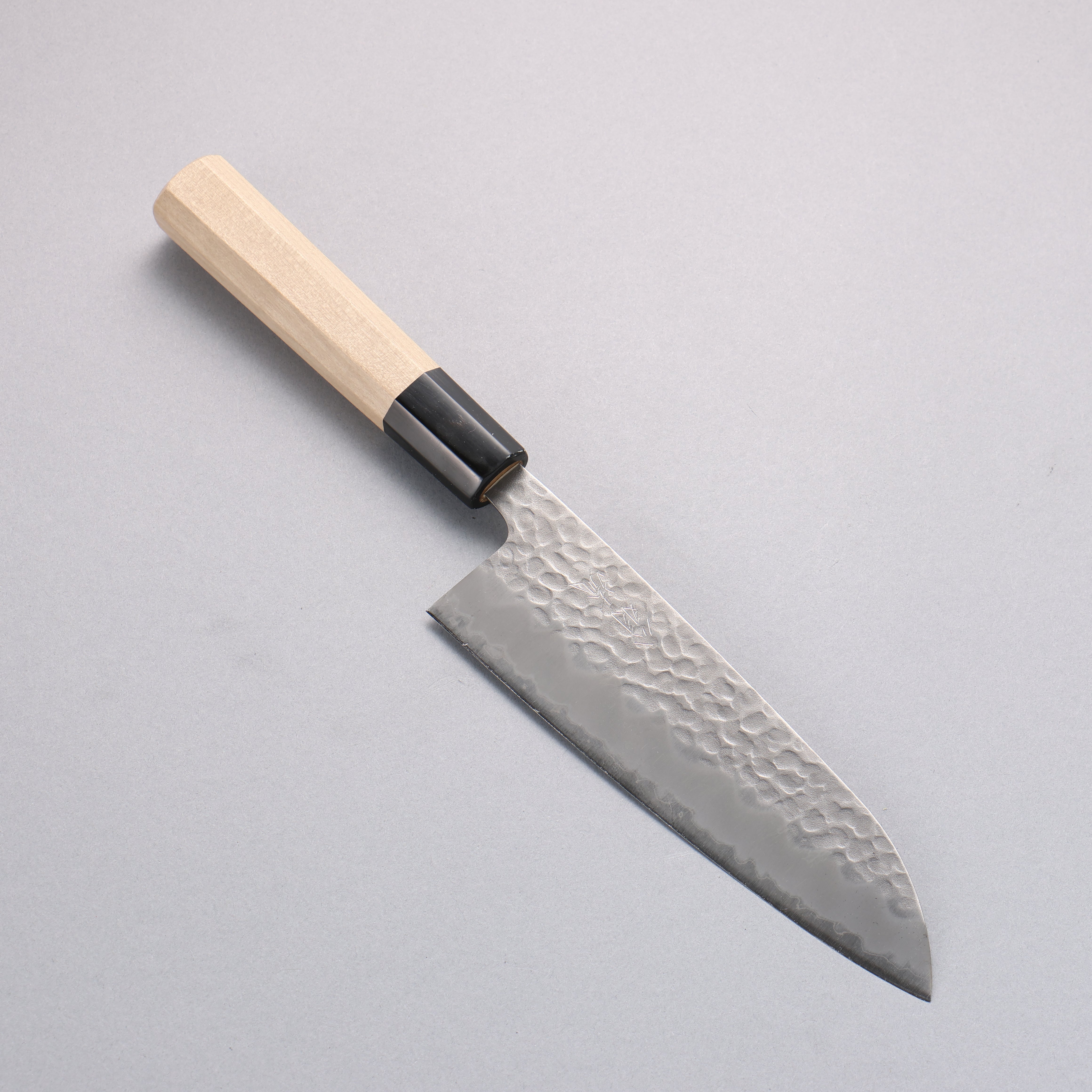 Oul Blue Super Hammered Santoku 165mm Magnolia Handle - Seisuke Knife