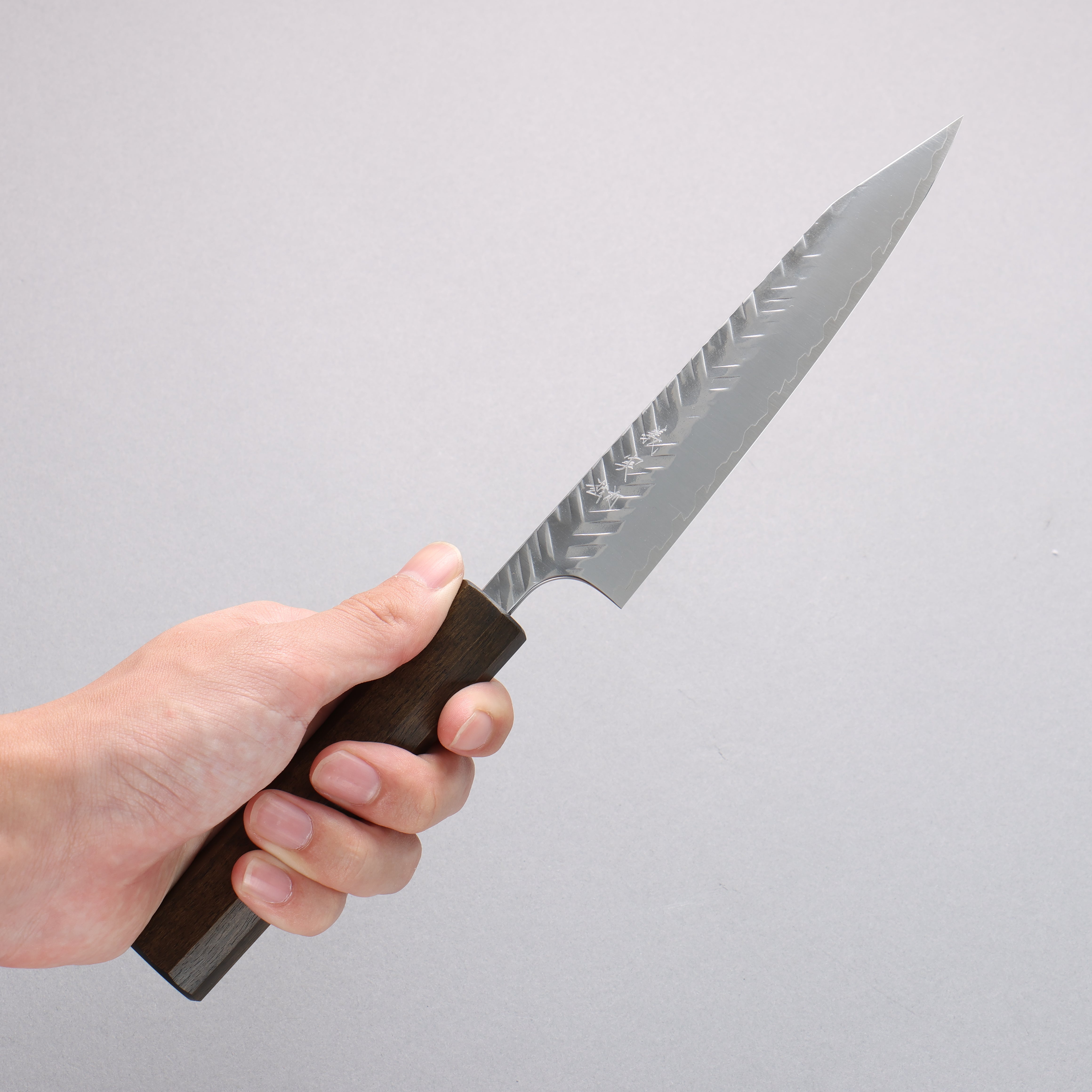 Yoshimi Kato SPG STRIX Hammered (V) Kiritsuke Petty-Utility 150mm Black Persimmon Black Lacquered Handle - Seisuke Knife