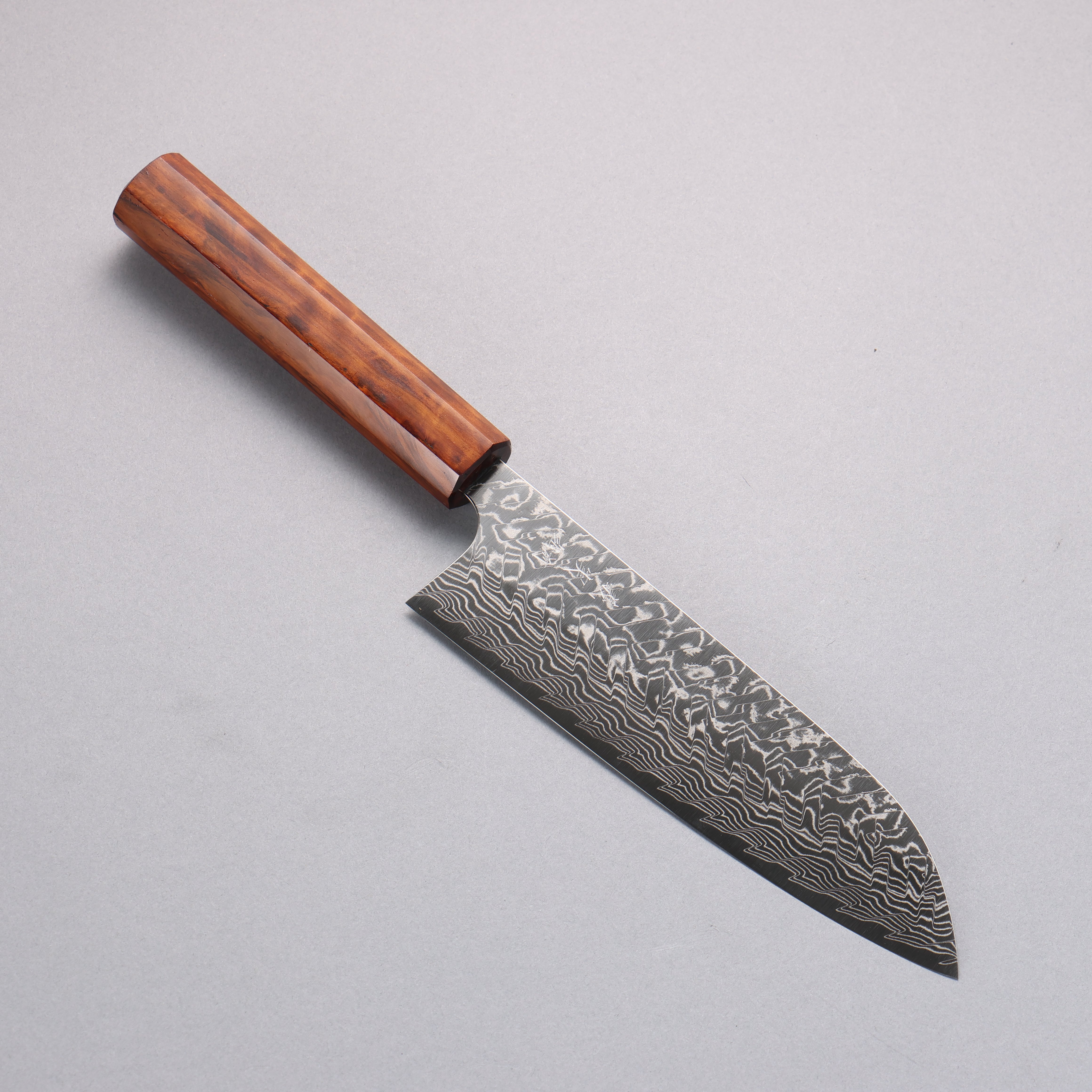 Yoshimi Kato SG2 Damascus Migaki Finished Santoku 170mm Cedar Burl (Laquered) Handle - Seisuke Knife