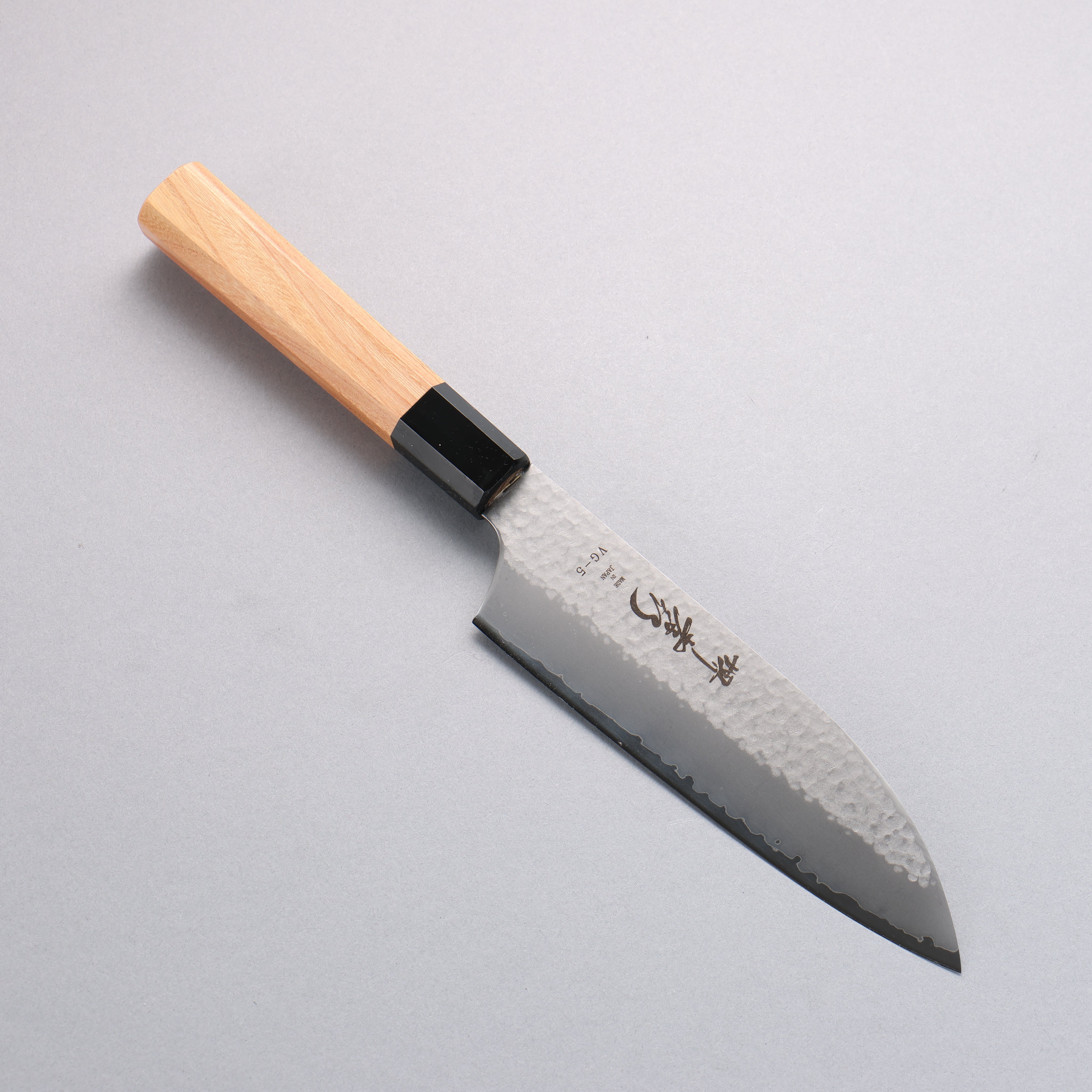 Sakai Takayuki VG5 Hammered Santoku 165mm Magnolia (Ferrule: Black Plastic) Handle Kataoka - Seisuke Knife