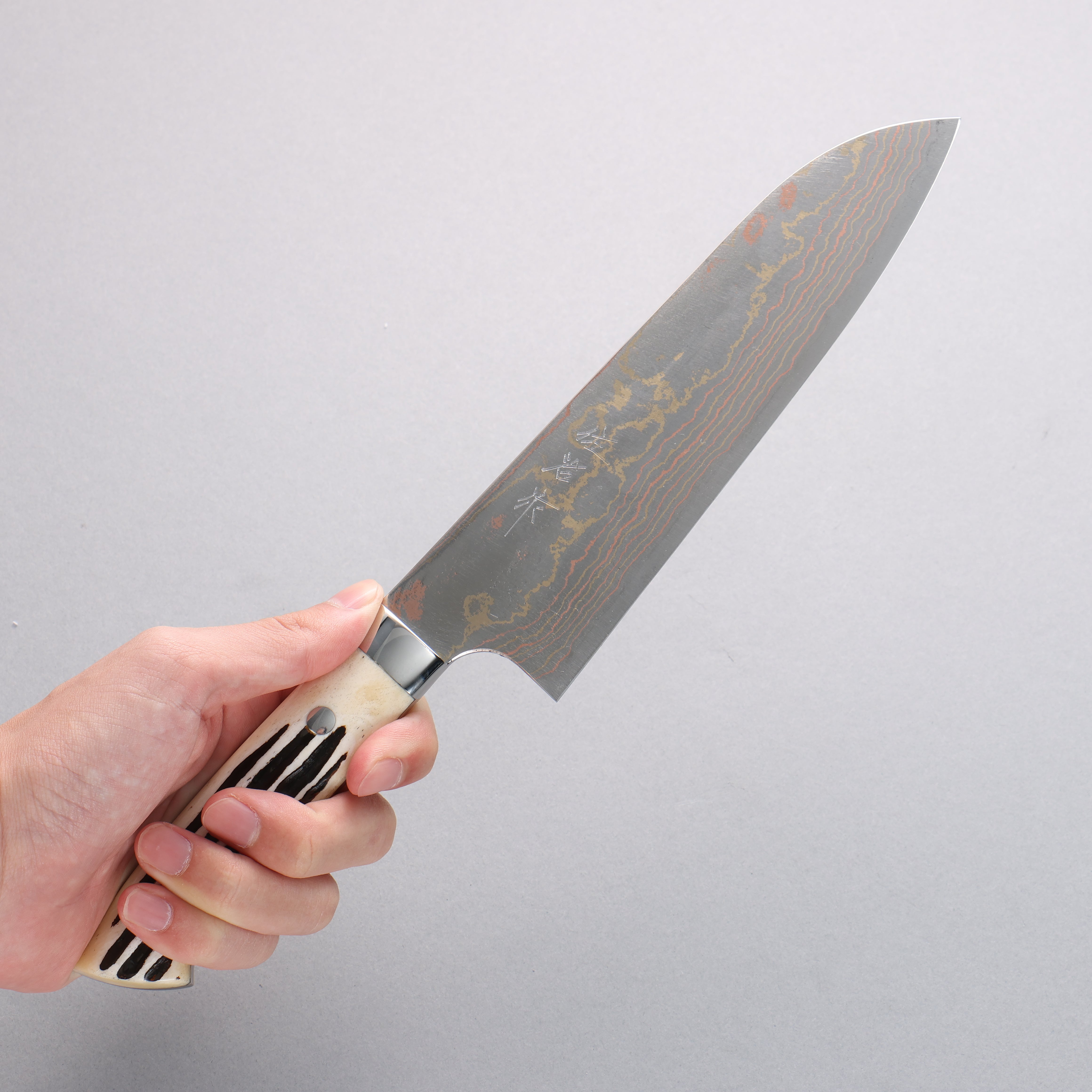 Takeshi Saji Blue Steel No.2 Colored Damascus Santoku 180mm White Deer Horn Handle - Seisuke Knife