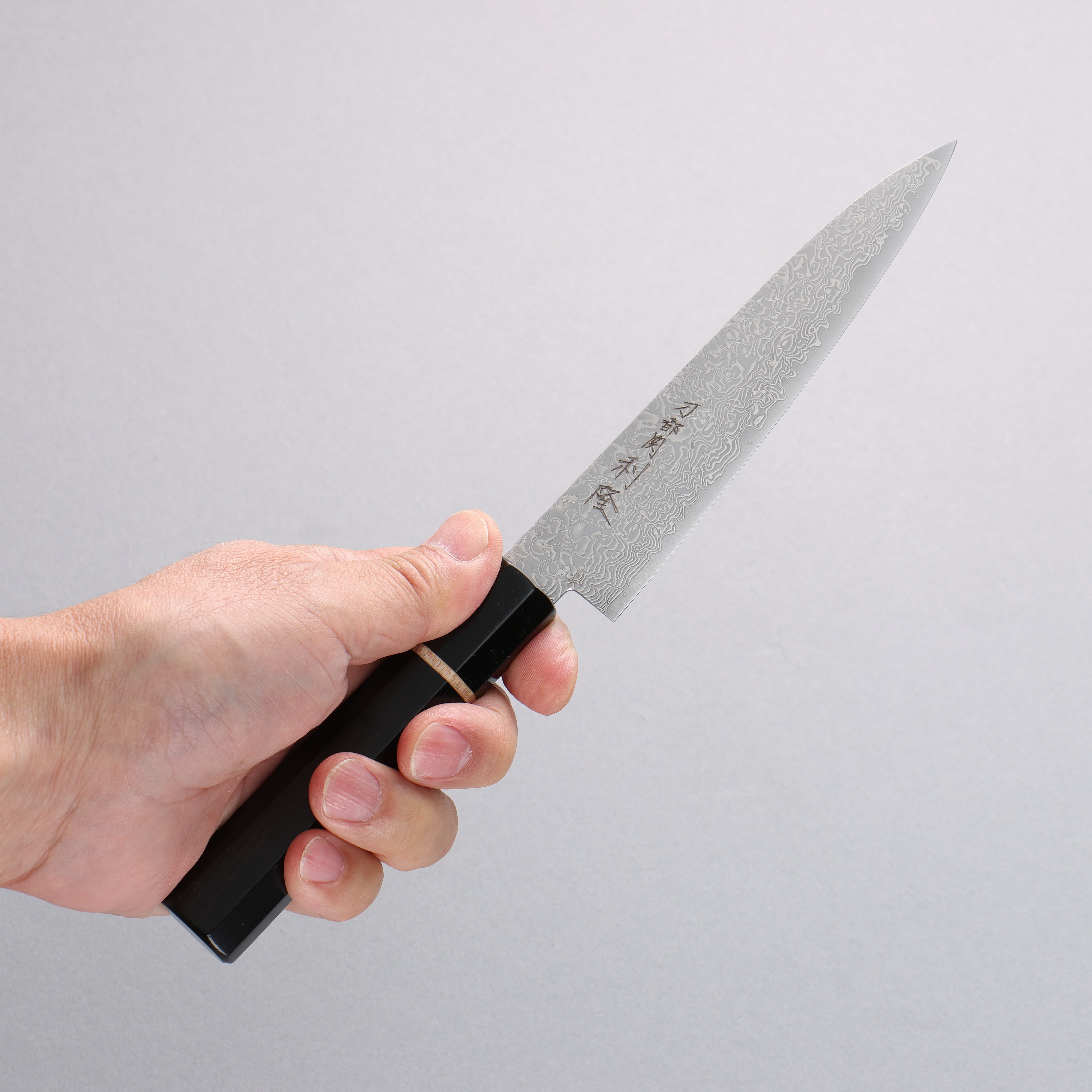 Toshitaka Seisuke VG10 65 Layer Damascus Petty-Utility 135mm Ebony & Maple Ringed Buffalo Horn Handle - Seisuke Knife